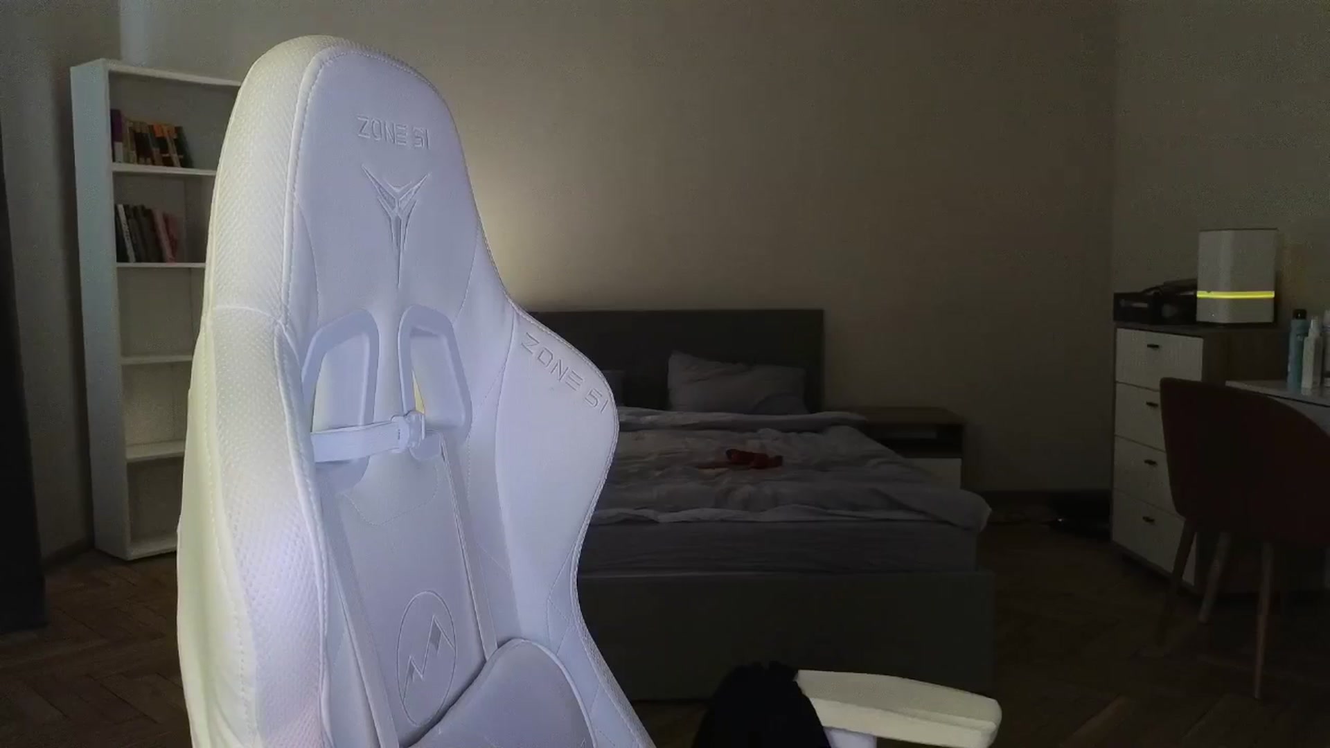 Gallery image thumbnail from KeepSpark's myfreecams stream on, 06/02/2025, 09:05 image 15 of 20