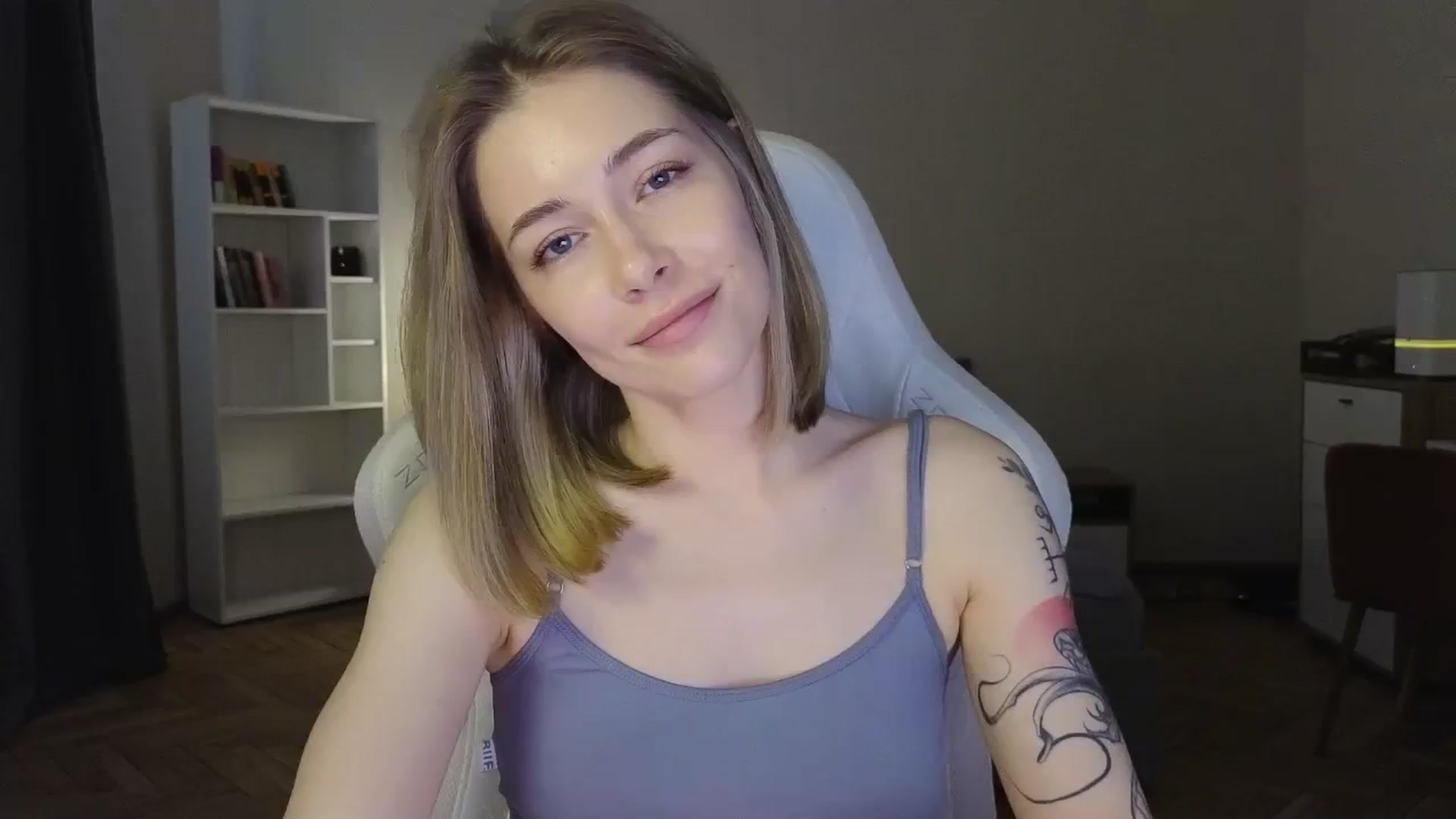 Gallery image thumbnail from KeepSpark's myfreecams stream on, 06/07/2025, 07:40 image 19 of 20