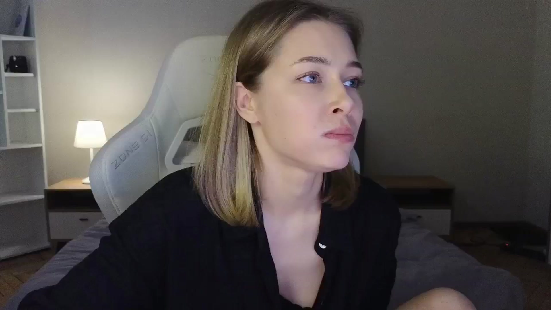Gallery image thumbnail from KeepSpark's myfreecams stream on, 06/11/2025, 09:09 image 13 of 20