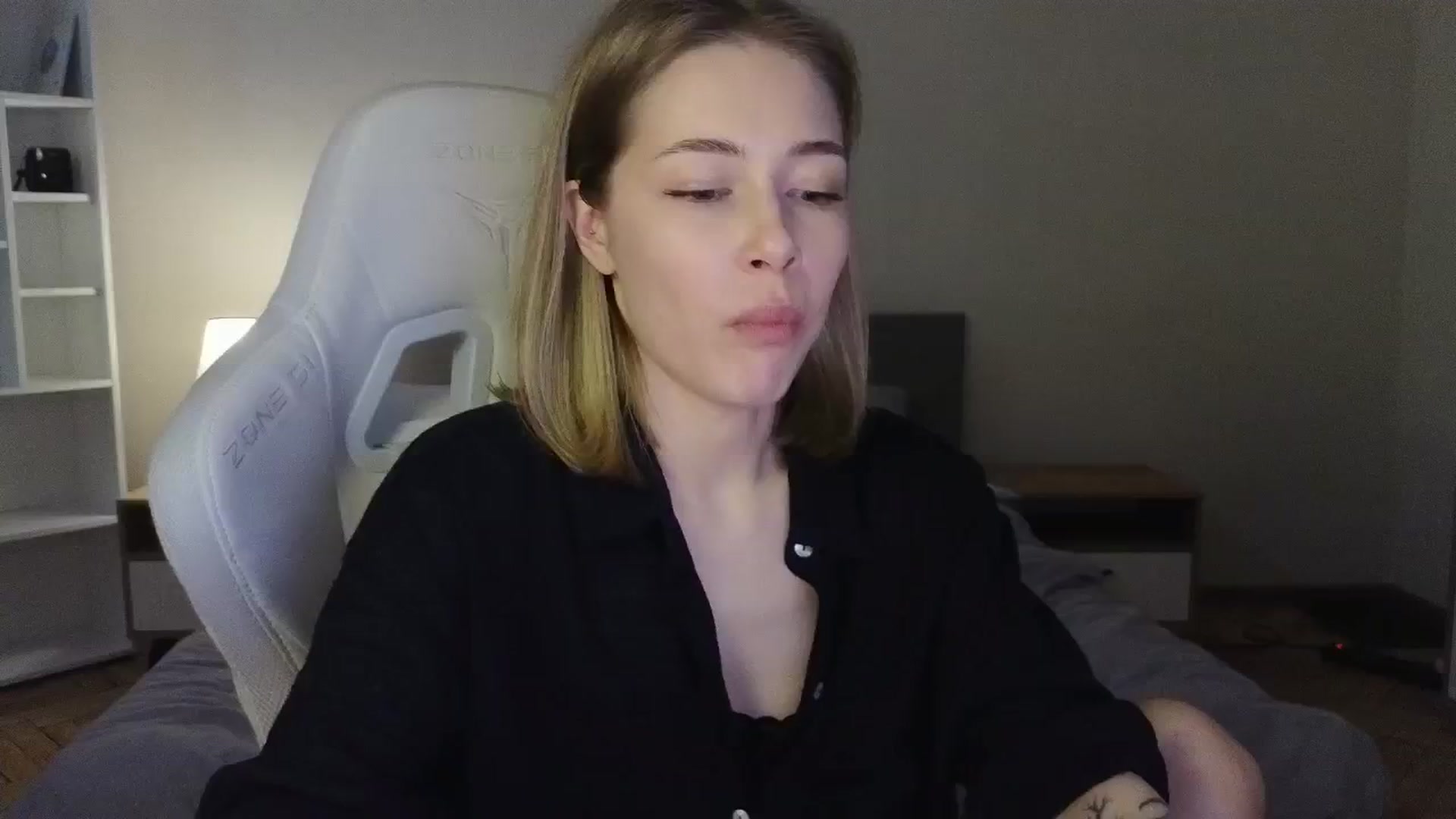 Gallery image thumbnail from KeepSpark's myfreecams stream on, 06/11/2025, 09:09 image 12 of 20