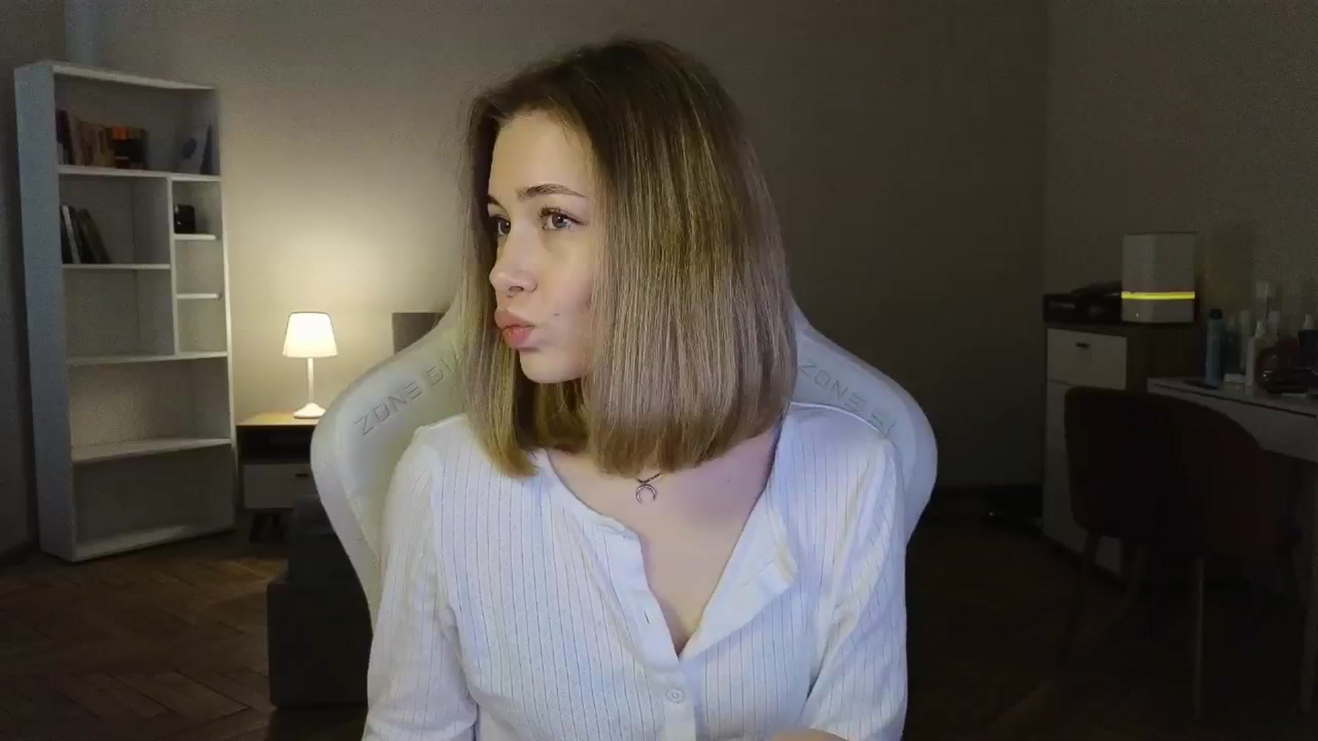 Gallery image thumbnail from KeepSpark's myfreecams stream on, 06/18/2025, 05:53 image 6 of 20