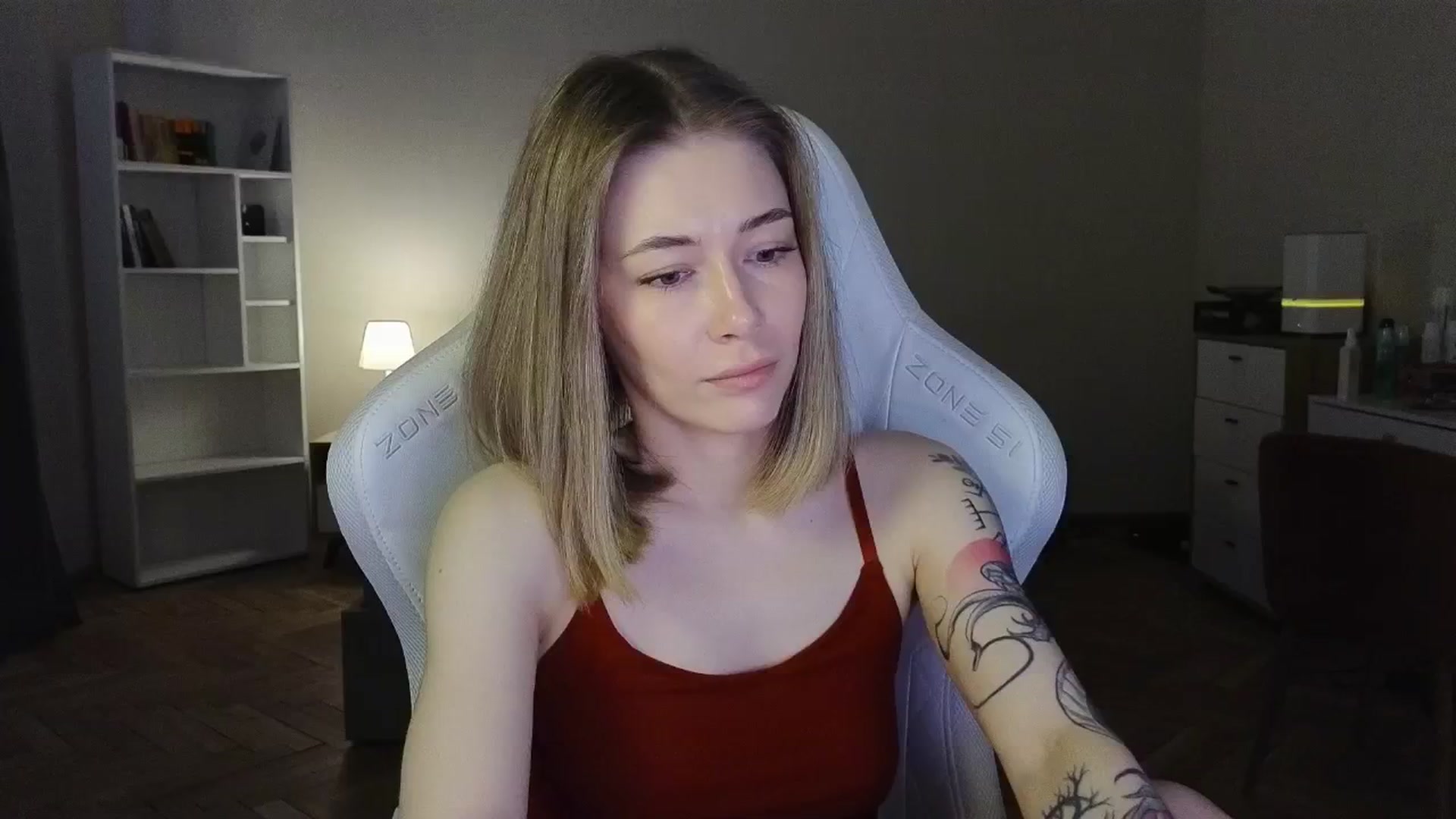 Gallery image thumbnail from KeepSpark's myfreecams stream on, 06/27/2025, 05:18 image 4 of 20