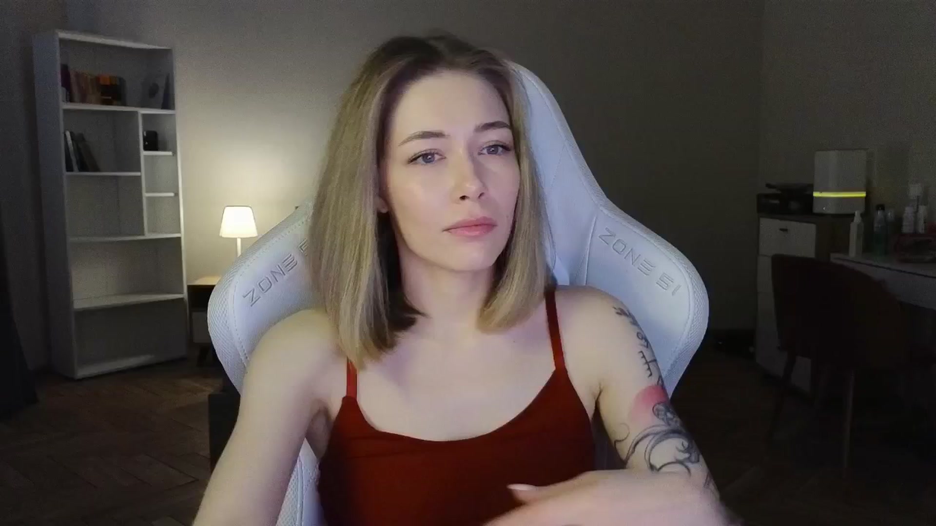 Gallery image thumbnail from KeepSpark's myfreecams stream on, 06/27/2025, 05:18 image 15 of 20
