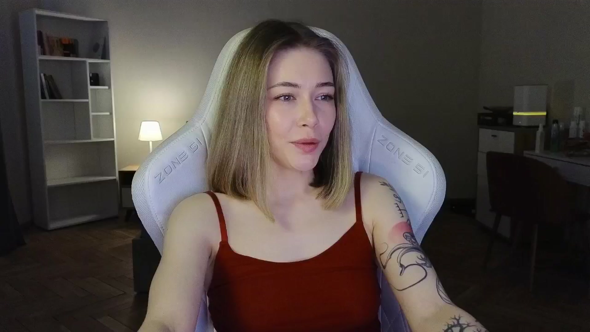 Gallery image thumbnail from KeepSpark's myfreecams stream on, 06/27/2025, 05:18 image 17 of 20