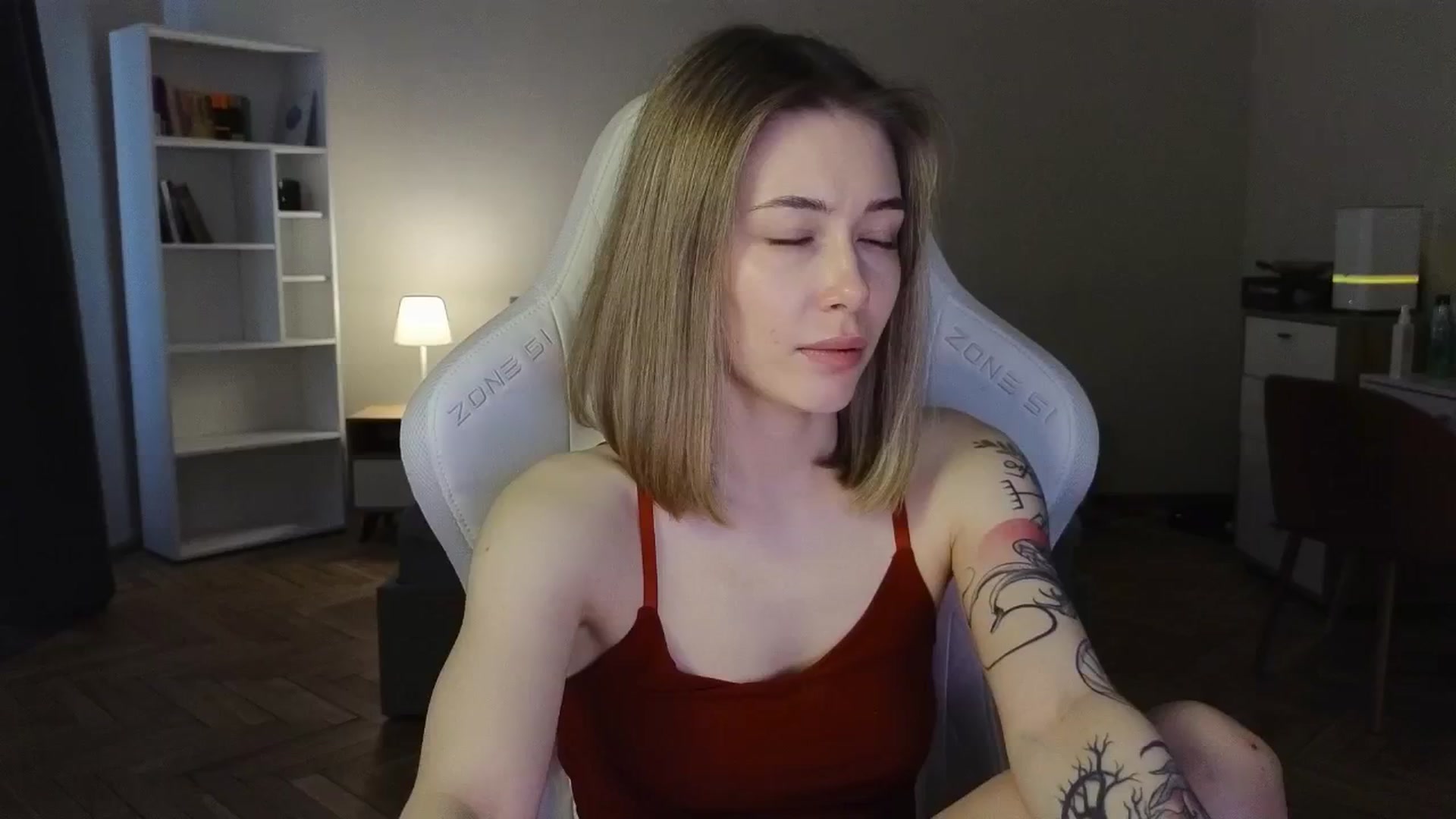 Gallery image thumbnail from KeepSpark's myfreecams stream on, 06/27/2025, 08:58 image 9 of 20