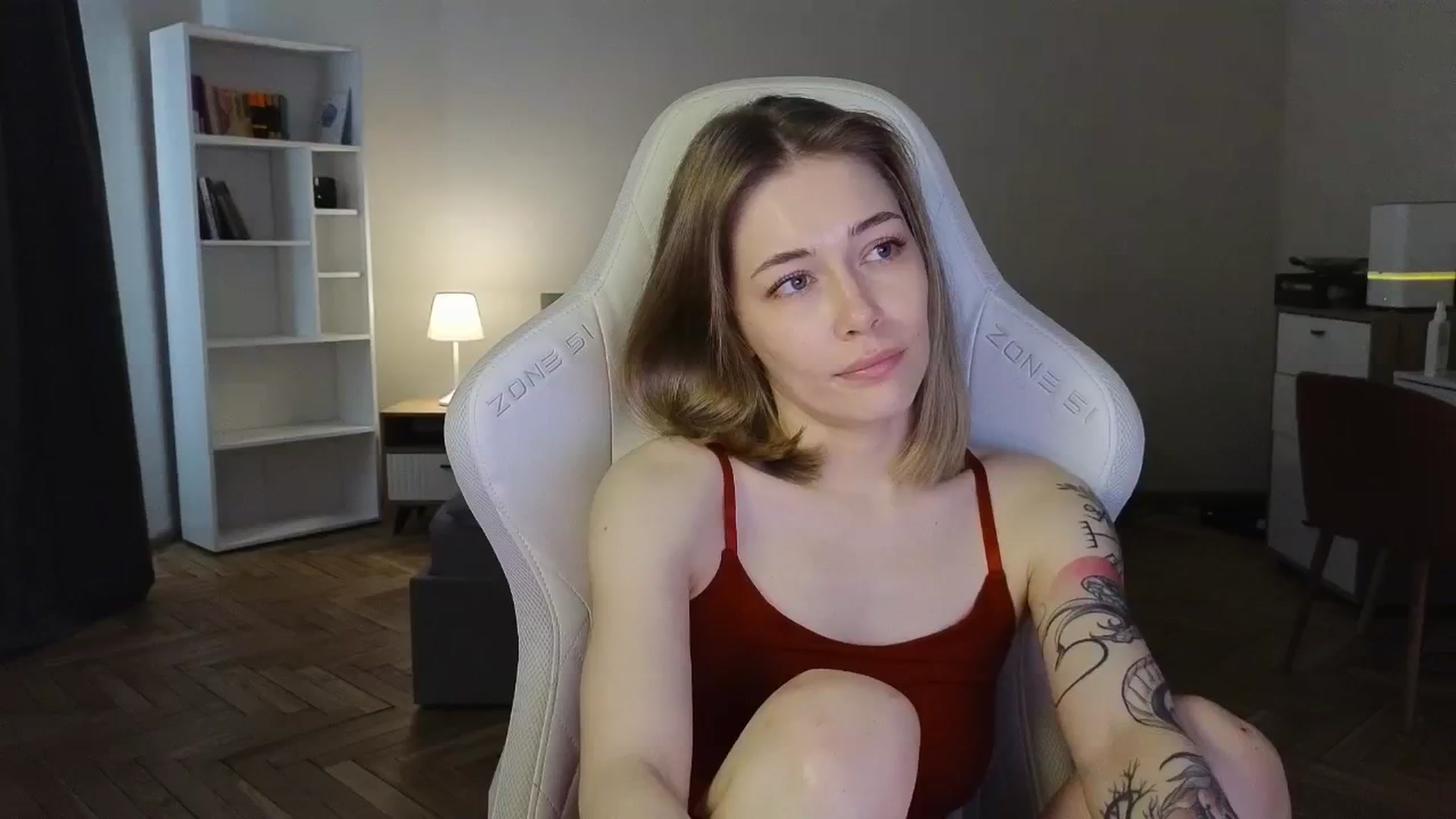 Gallery image thumbnail from KeepSpark's myfreecams stream on, 06/27/2025, 10:10 image 7 of 20