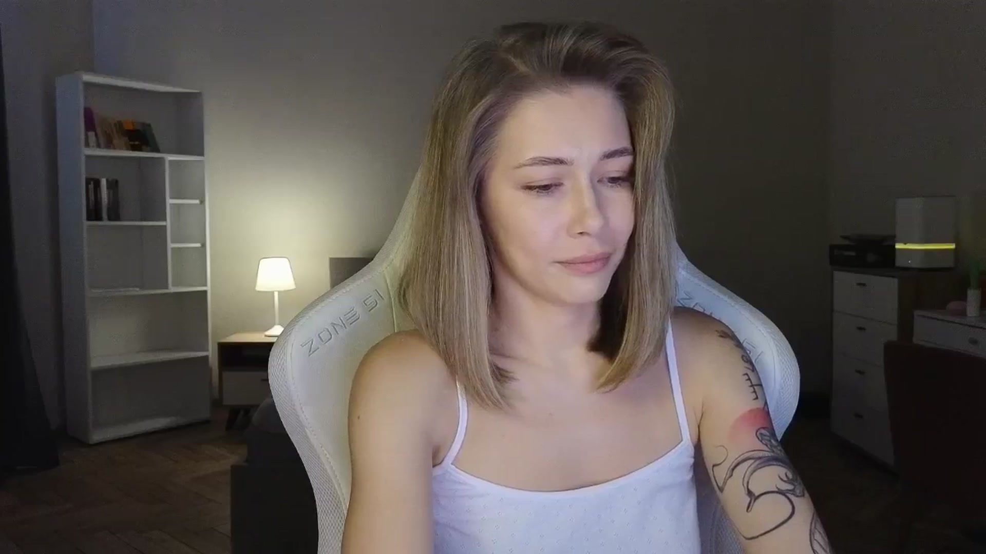 Gallery image thumbnail from KeepSpark's myfreecams stream on, 08/09/2025, 05:44 image 18 of 20