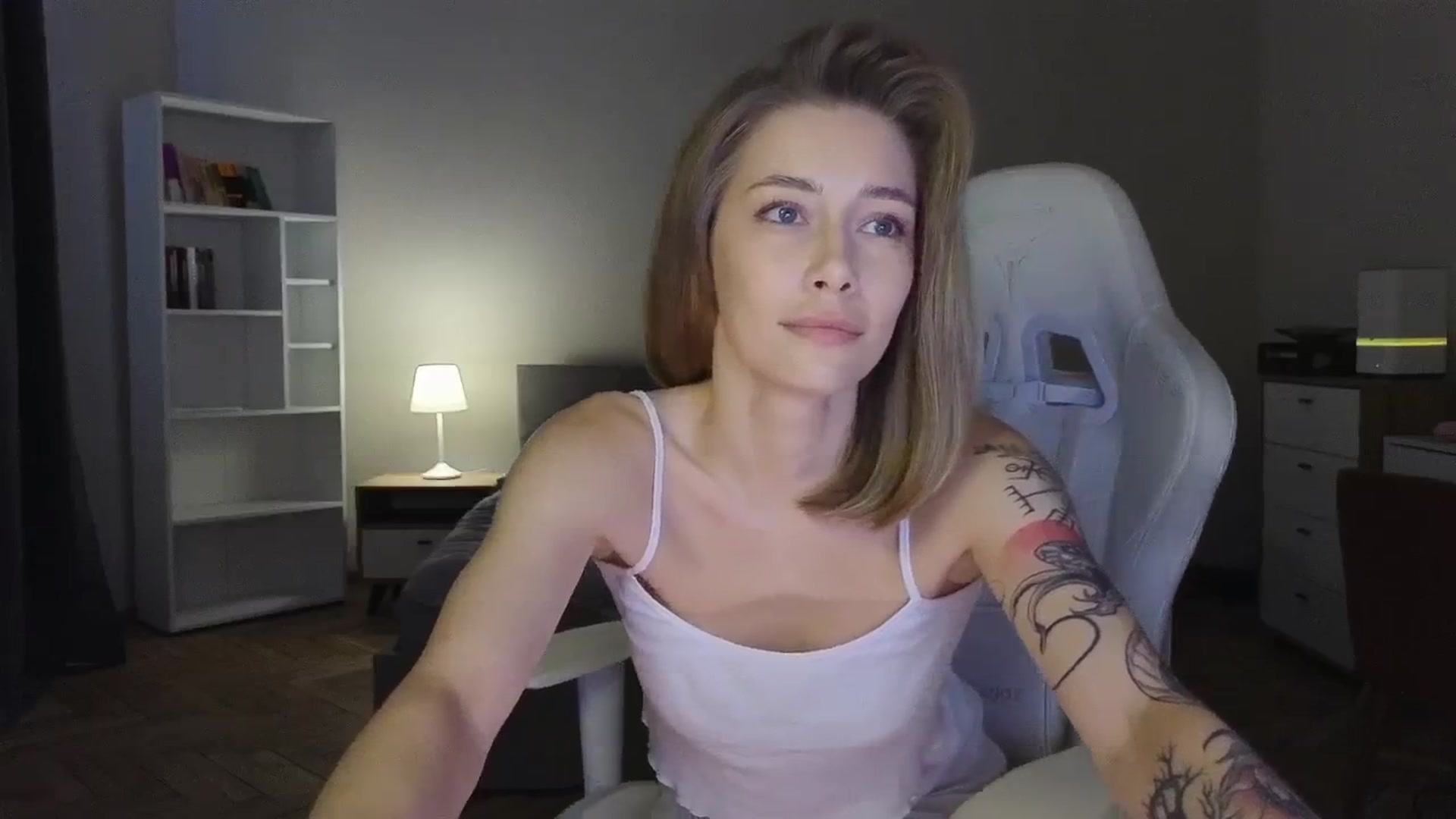 Gallery image thumbnail from KeepSpark's myfreecams stream on, 08/09/2025, 05:44 image 12 of 20