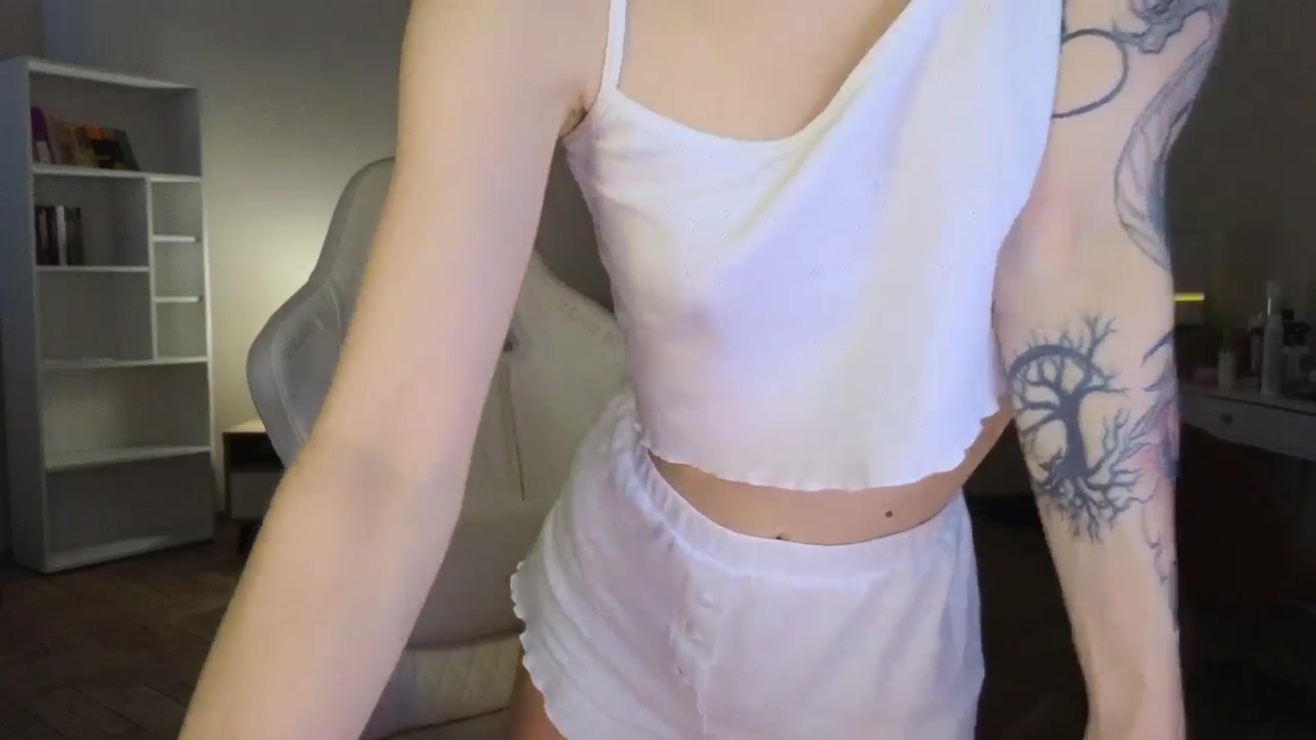 Gallery image thumbnail from KeepSpark's myfreecams stream on, 08/09/2025, 06:56 image 4 of 20