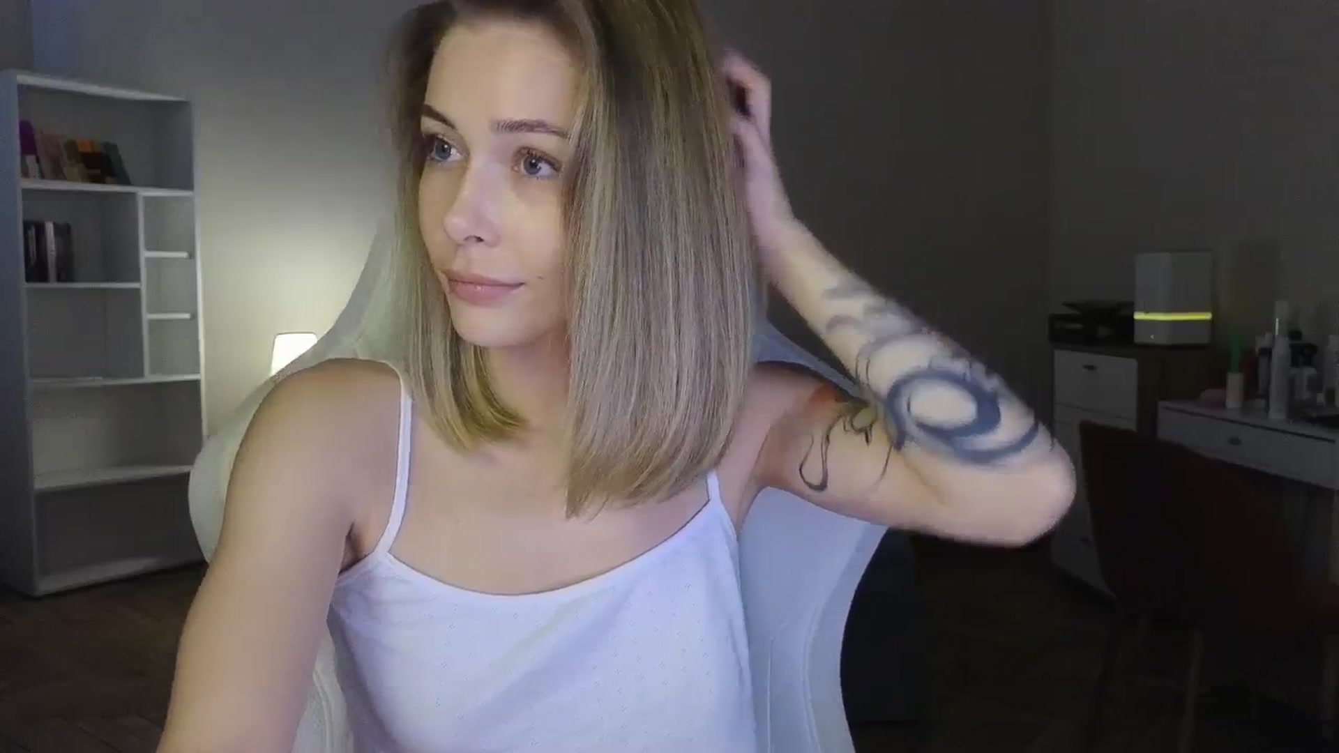 Gallery image thumbnail from KeepSpark's myfreecams stream on, 08/09/2025, 06:56 image 6 of 20