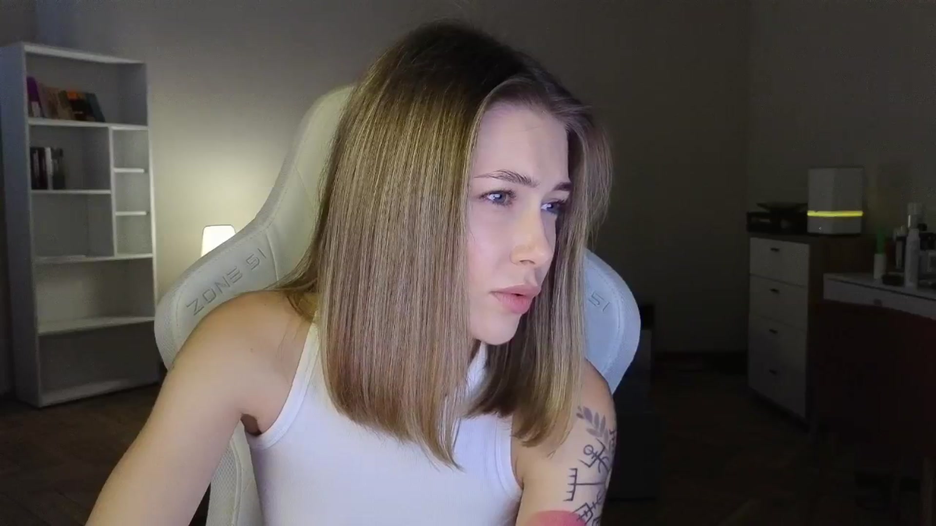 Gallery image thumbnail from KeepSpark's myfreecams stream on, 08/12/2025, 06:00 image 3 of 20
