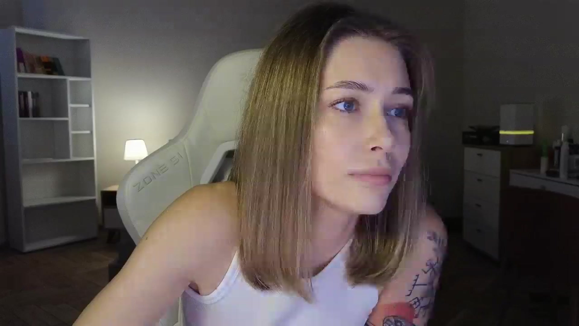 Gallery image thumbnail from KeepSpark's myfreecams stream on, 08/12/2025, 06:00 image 5 of 20