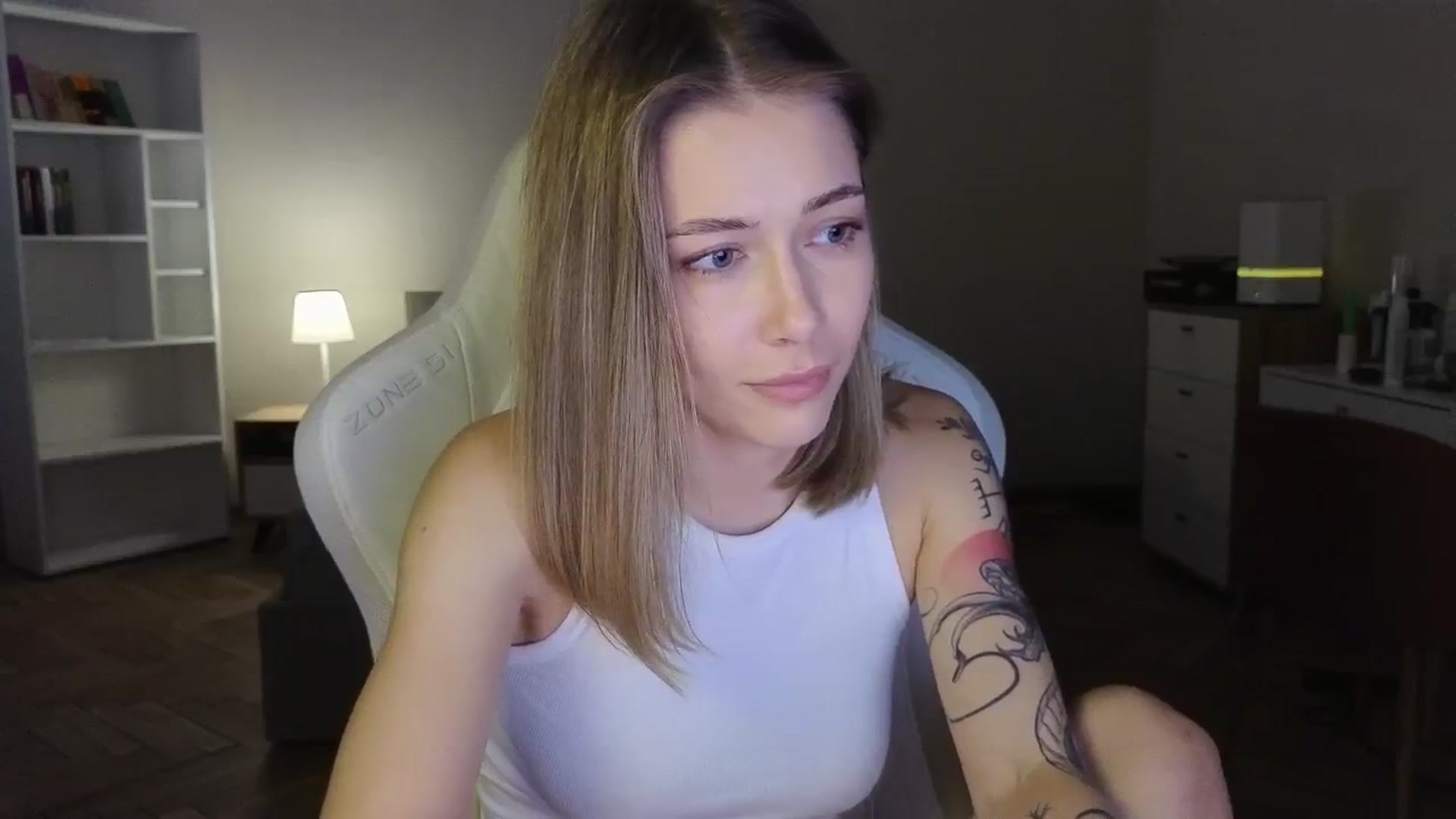 Gallery image thumbnail from KeepSpark's myfreecams stream on, 08/12/2025, 07:07 image 5 of 20