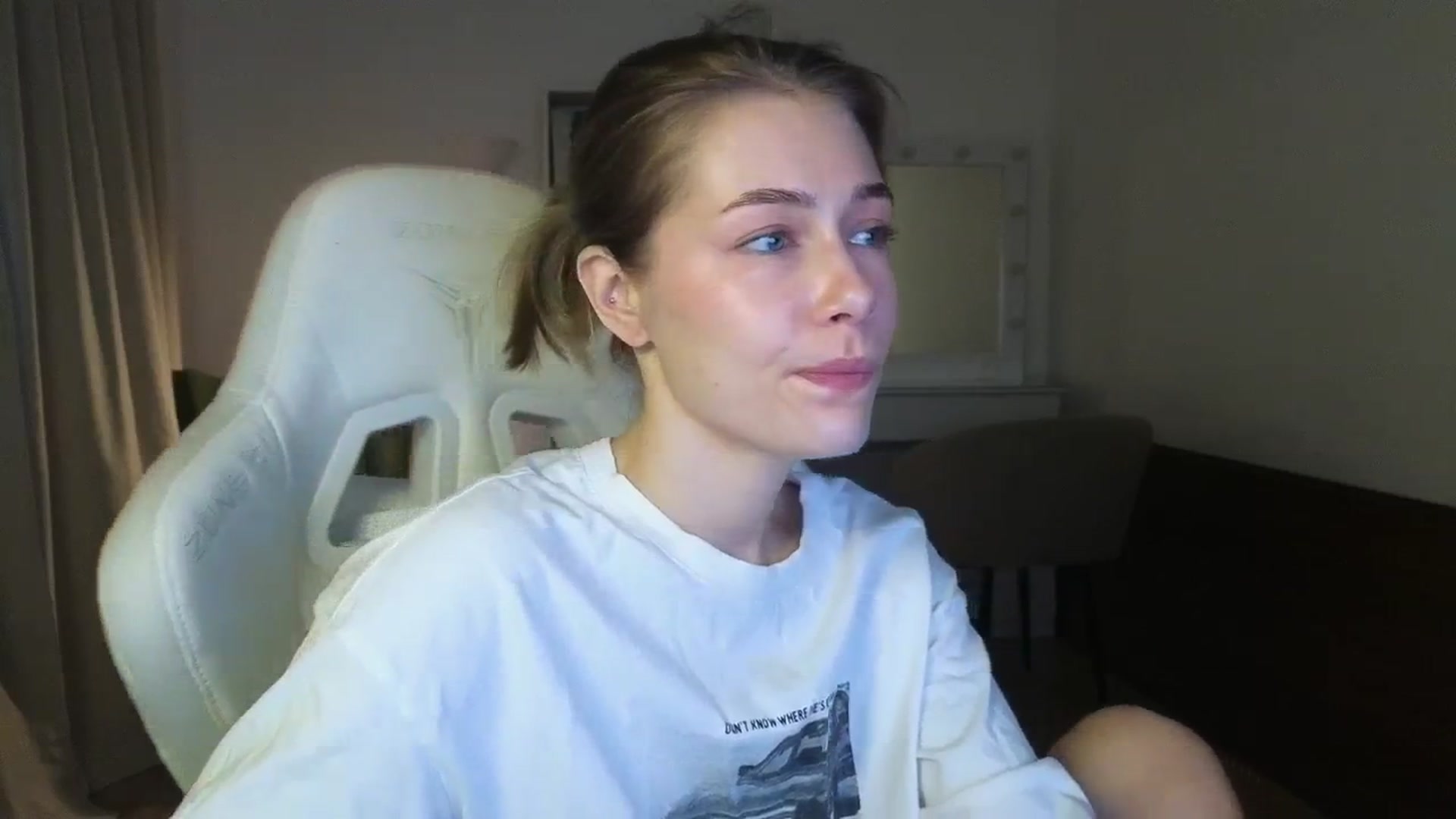 Gallery image thumbnail from KeepSpark's myfreecams stream on, 09/12/2025, 05:20 image 8 of 20