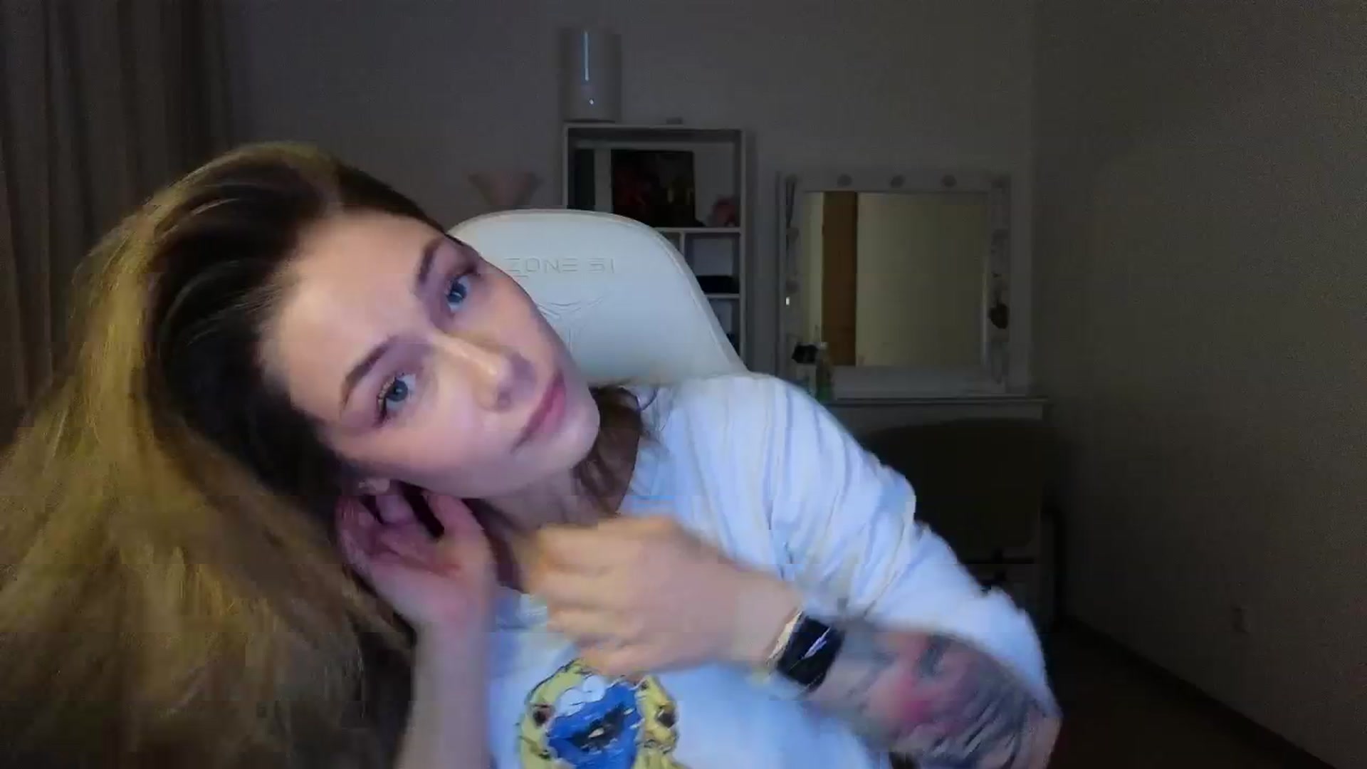 Gallery image thumbnail from KeepSpark's myfreecams stream on, 11/16/2025, 04:43 image 7 of 20