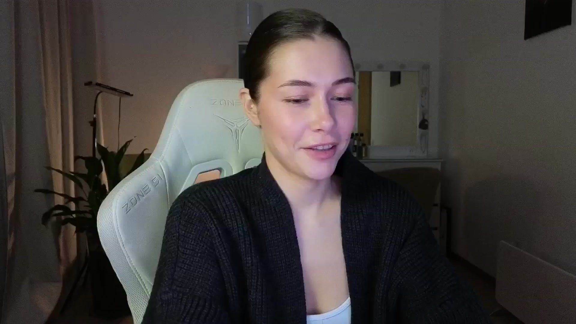 Gallery image thumbnail from KeepSpark's myfreecams stream on, 11/28/2025, 04:55 image 3 of 20