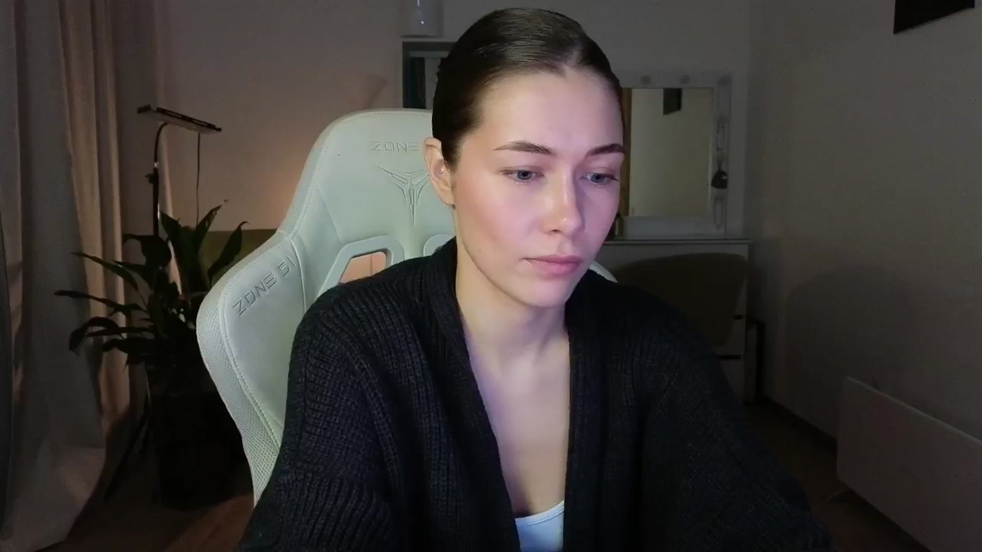 Gallery image thumbnail from KeepSpark's myfreecams stream on, 11/28/2025, 05:28 image 2 of 20
