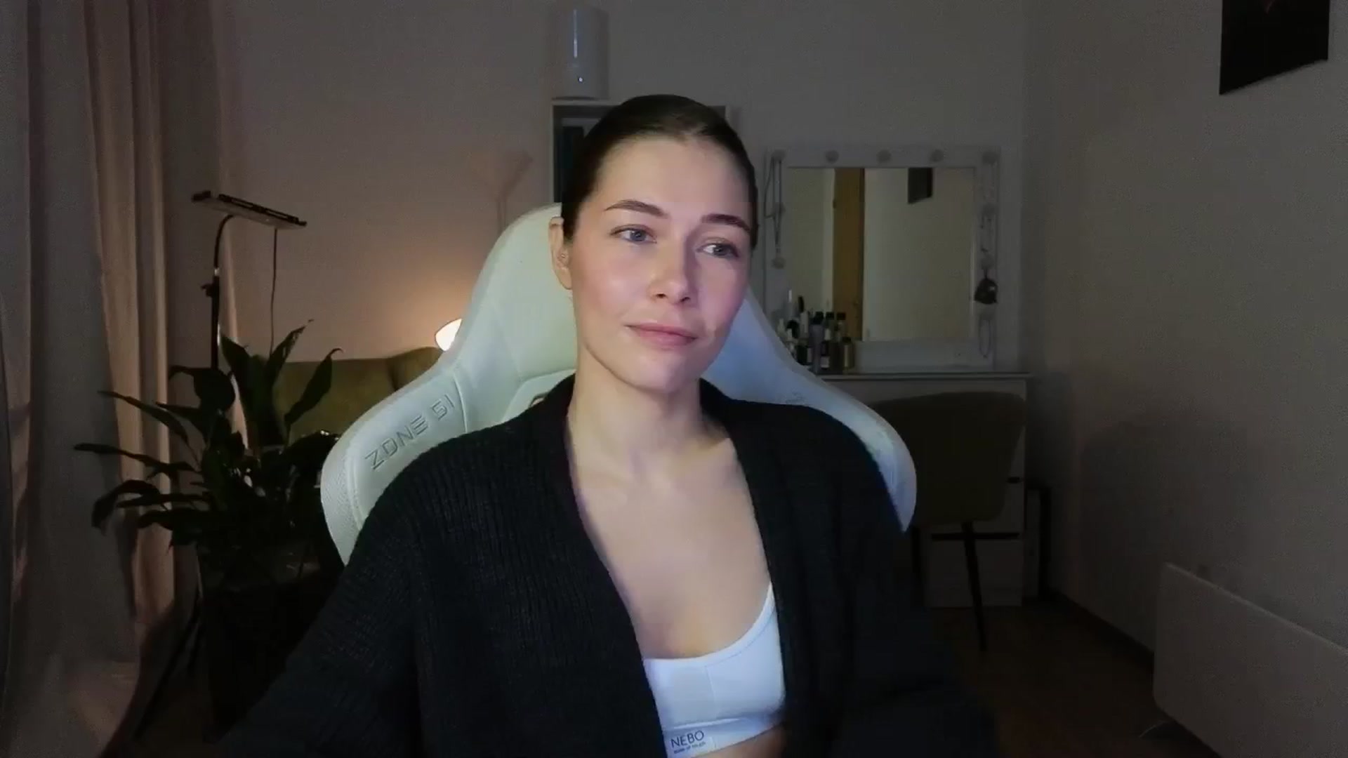 Gallery image thumbnail from KeepSpark's myfreecams stream on, 11/28/2025, 05:28 image 7 of 20