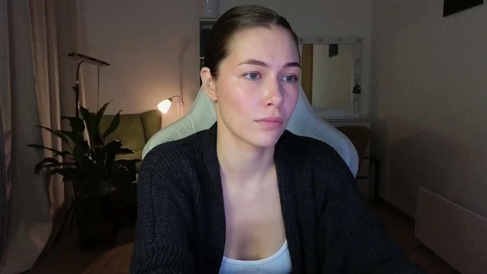 Gallery image thumbnail from KeepSpark's myfreecams stream on, 11/28/2025, 05:28 image 15 of 20