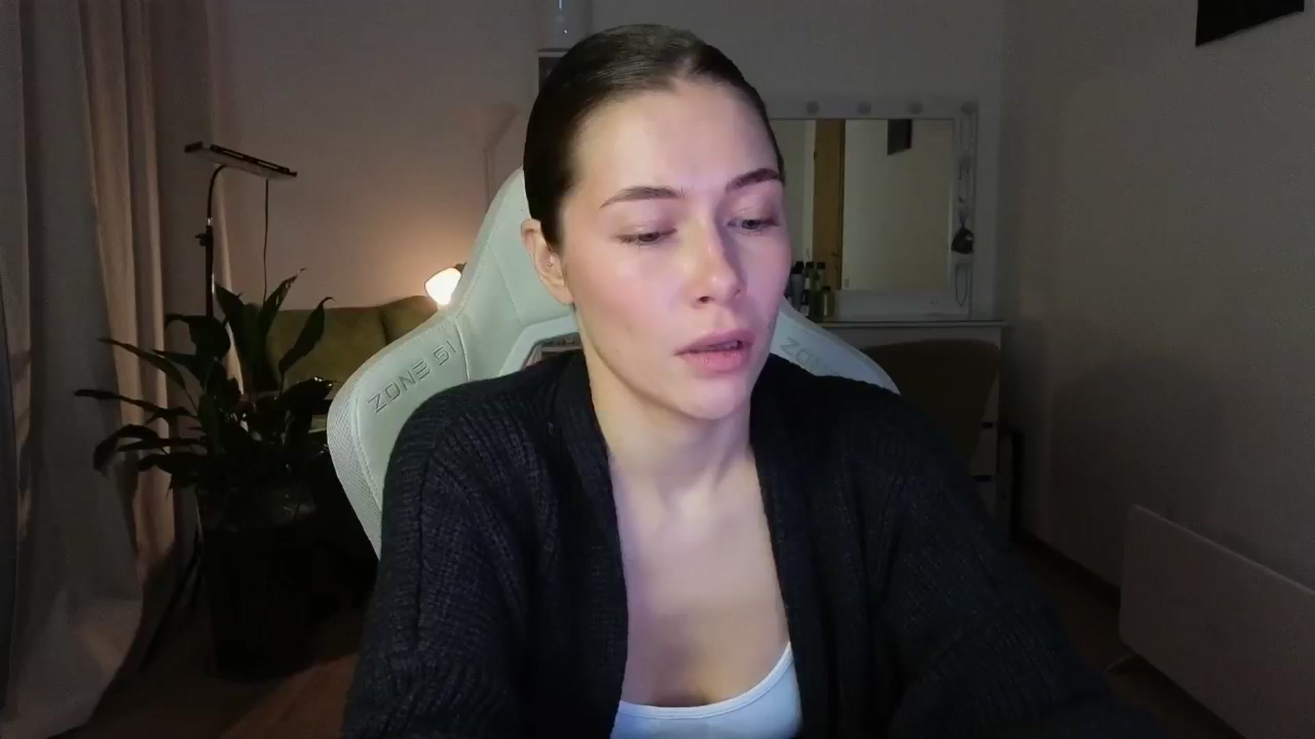 Gallery image thumbnail from KeepSpark's myfreecams stream on, 11/28/2025, 05:28 image 14 of 20