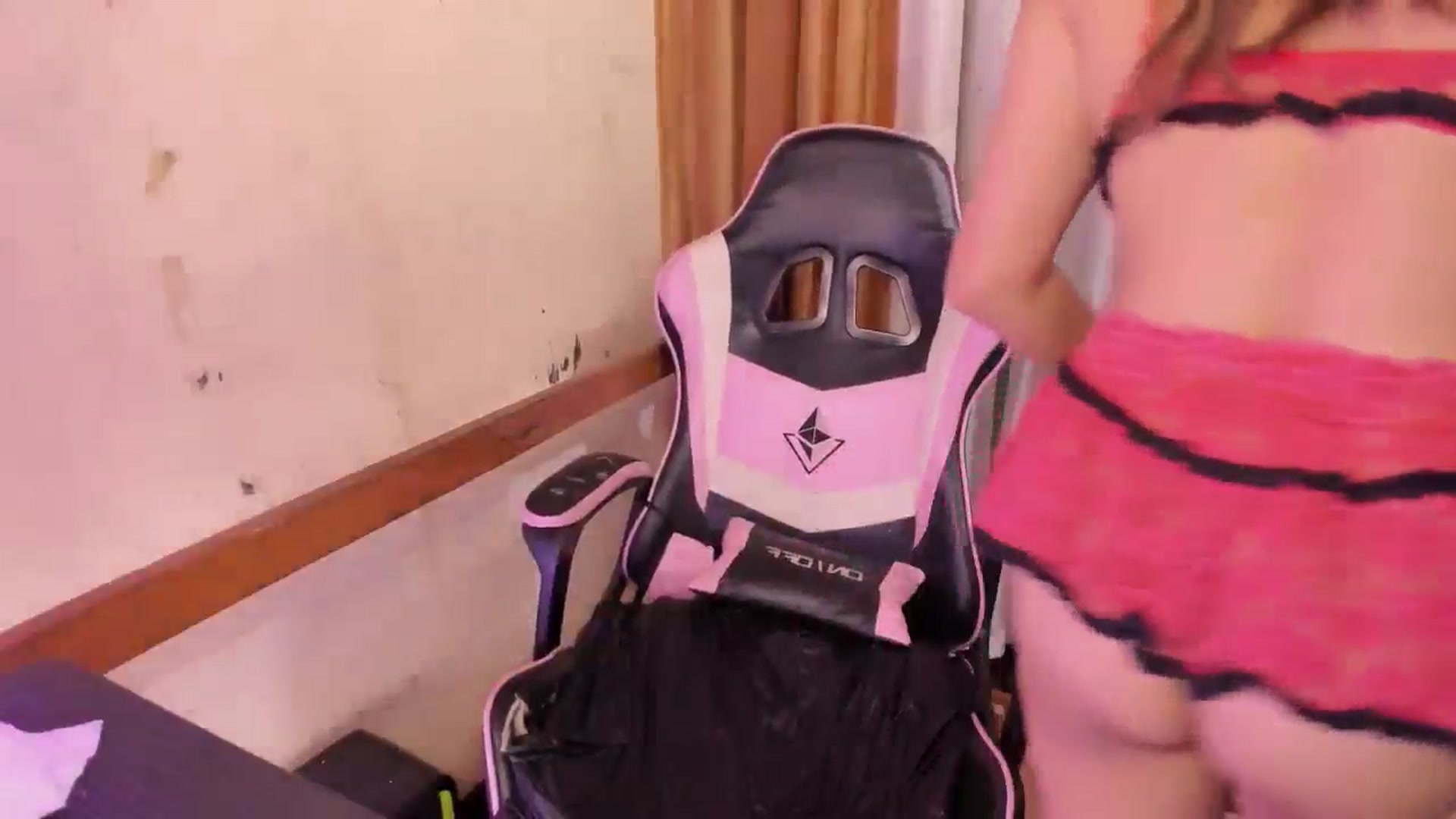 Gallery image thumbnail from KeikoAnnee's myfreecams stream on, 09/12/2024, 10:35 image 16 of 20