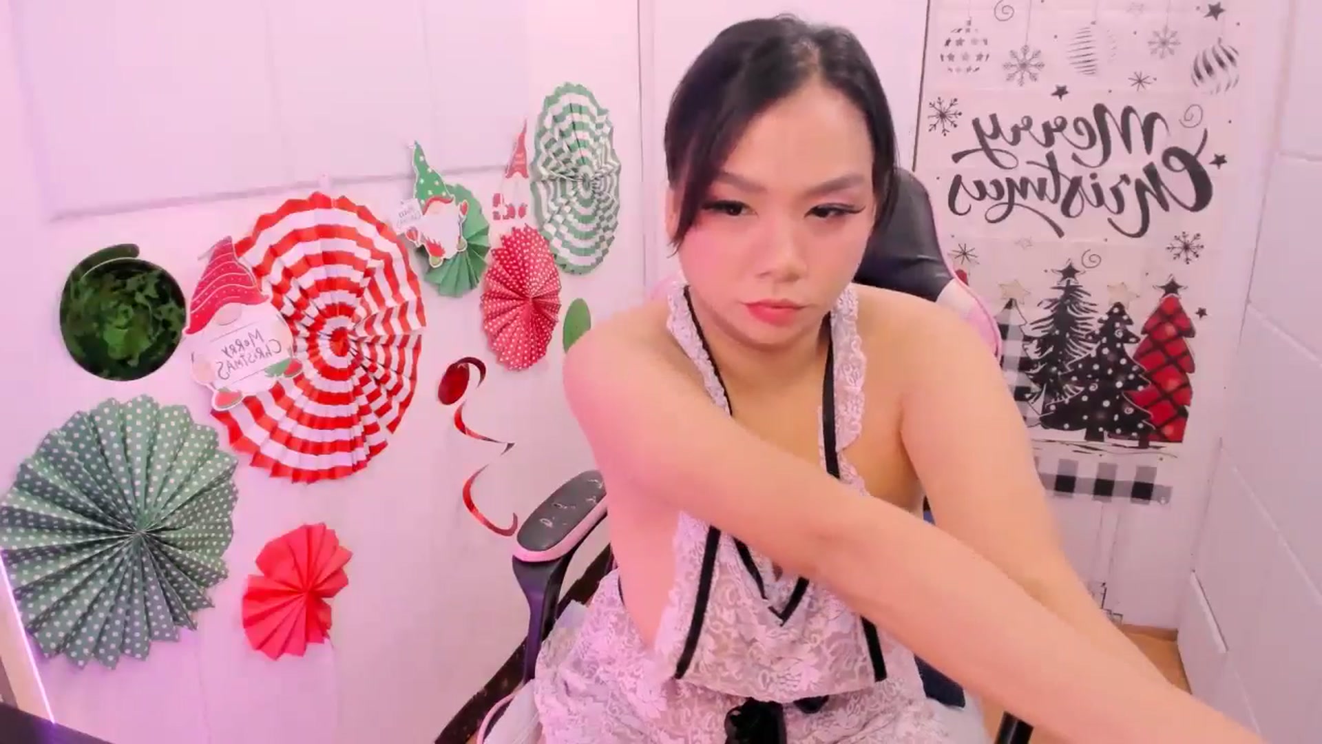 Gallery image thumbnail from KeikoAnnee's myfreecams stream on, 12/12/2024, 09:26 image 7 of 20