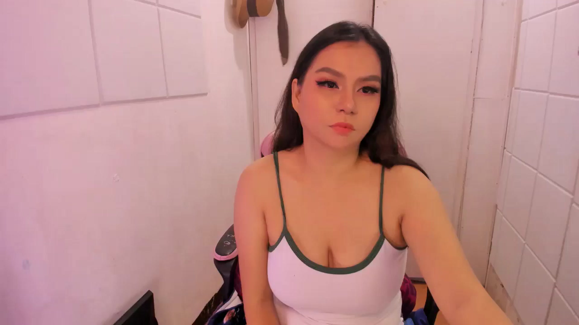 Gallery image thumbnail from KeikoAnnee's myfreecams stream on, 02/18/2025, 10:44 image 1 of 20
