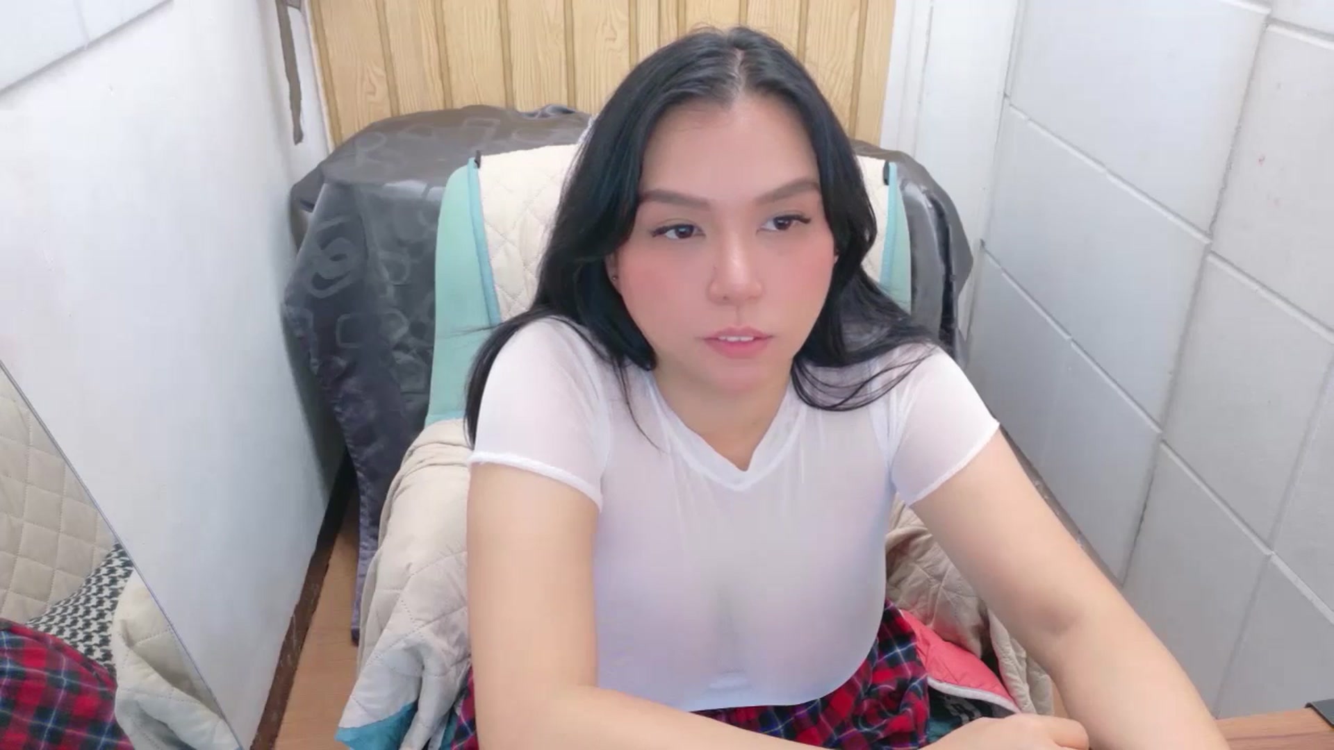 Gallery image thumbnail from KeikoAnnee's myfreecams stream on, 03/17/2026, 11:27 image 4 of 20