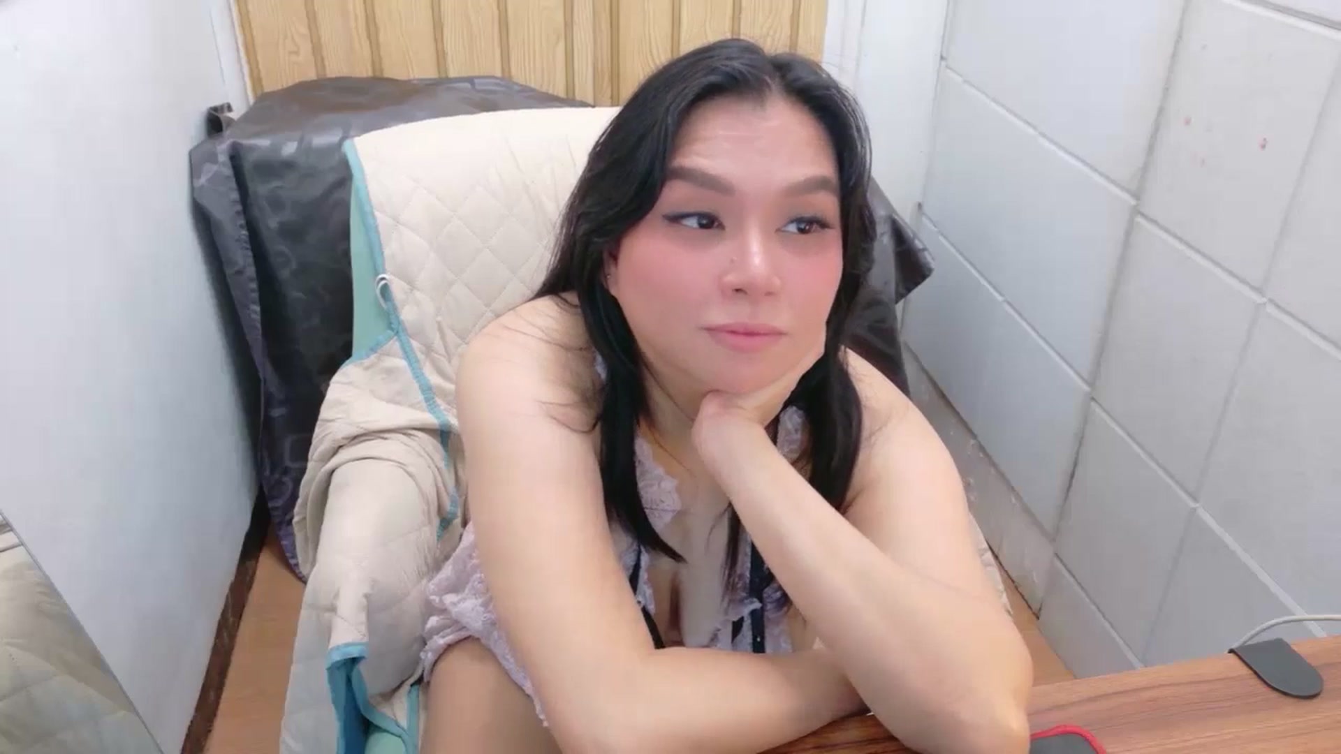 Gallery image thumbnail from KeikoAnnee's myfreecams stream on, 03/18/2026, 13:40 image 15 of 20