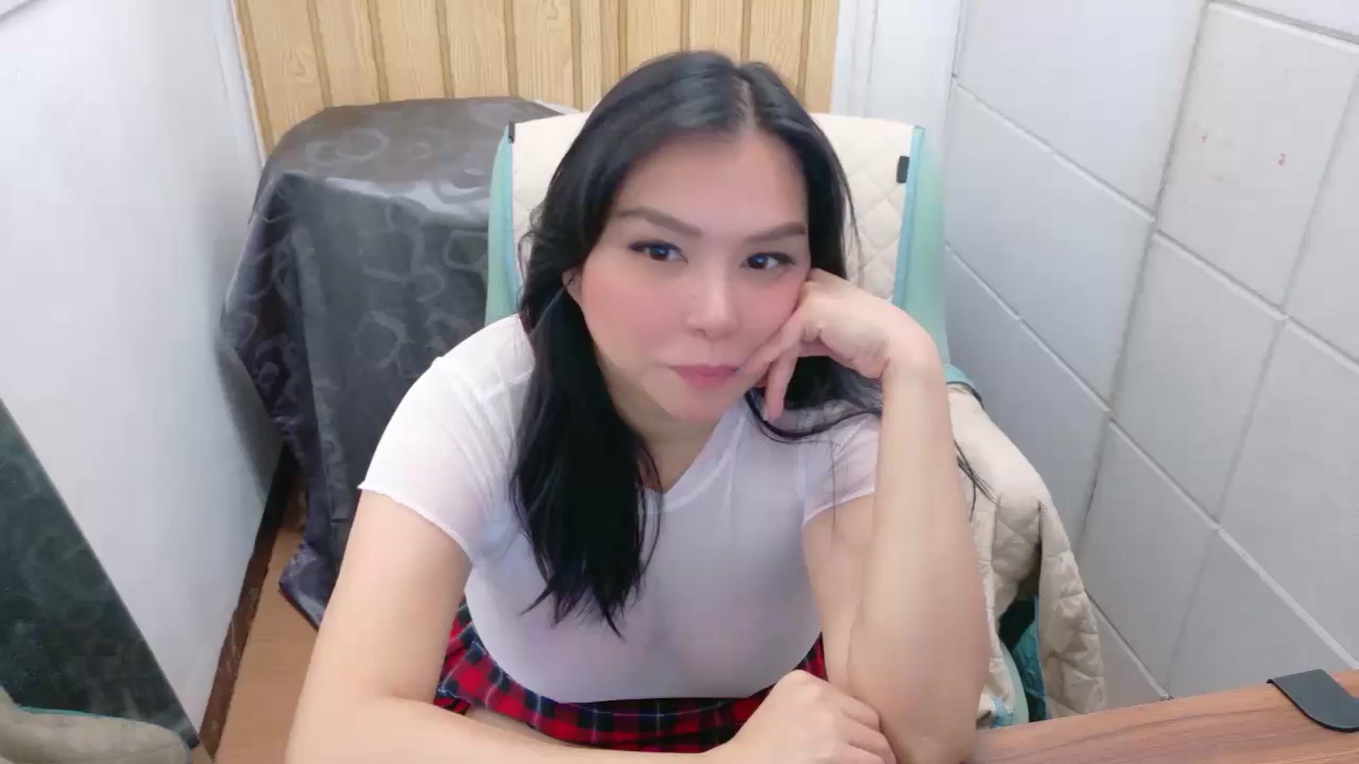 Gallery image thumbnail from KeikoAnnee's myfreecams stream on, 03/20/2026, 12:01 image 6 of 20