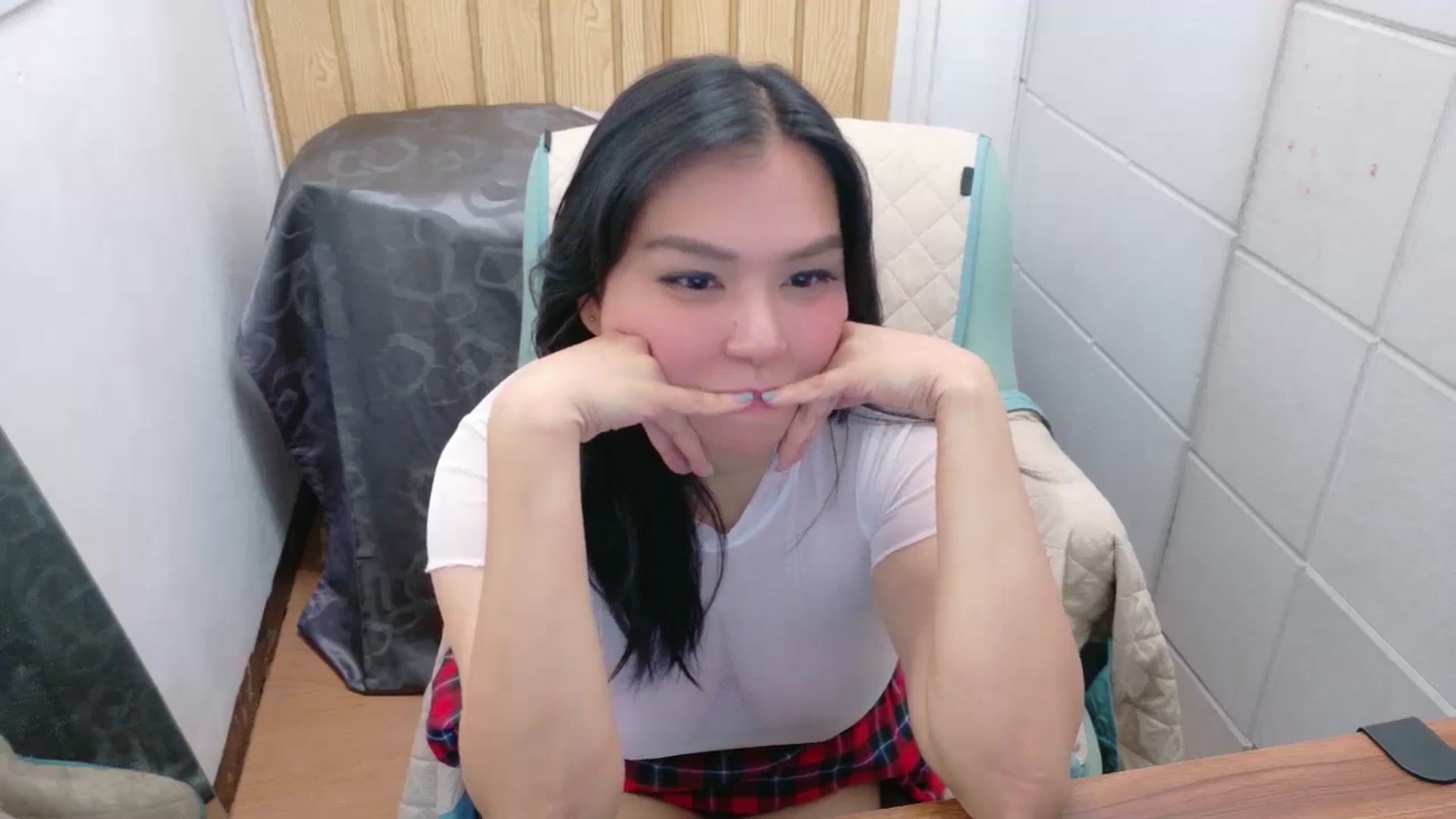 Gallery image thumbnail from KeikoAnnee's myfreecams stream on, 03/20/2026, 12:01 image 5 of 20