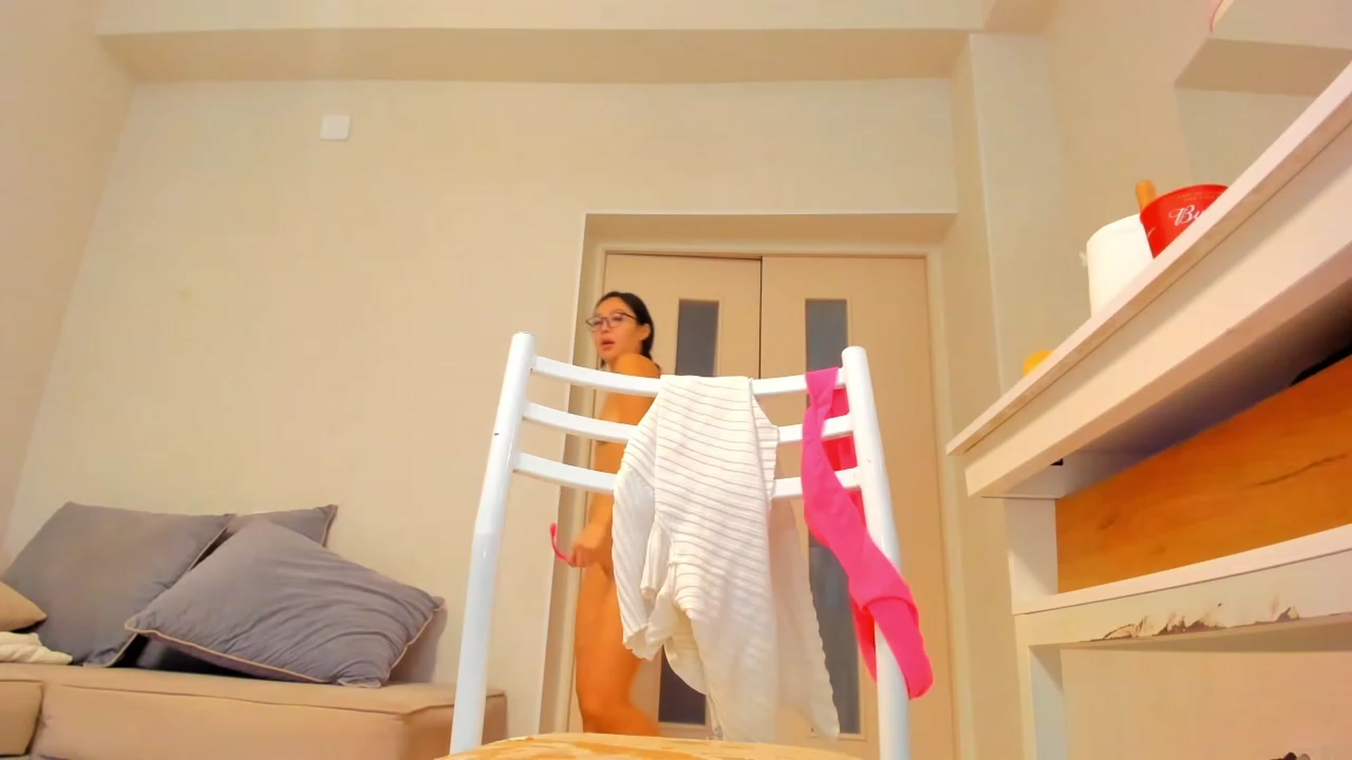 Gallery image thumbnail from Keiko_Hot's myfreecams stream on, 12/24/2023, 05:20 image 13 of 20