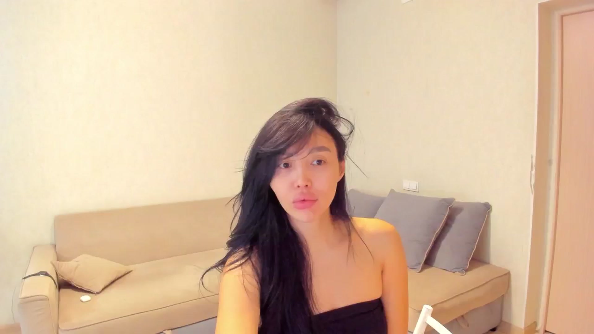 Gallery image thumbnail from Keiko_Hot's myfreecams stream on, 09/29/2024, 02:20 image 19 of 20
