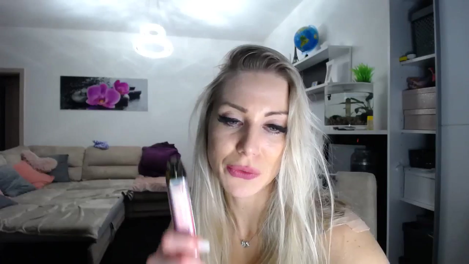 Gallery image thumbnail from KeissyKate's myfreecams stream on, 03/21/2024, 04:02 image 3 of 20