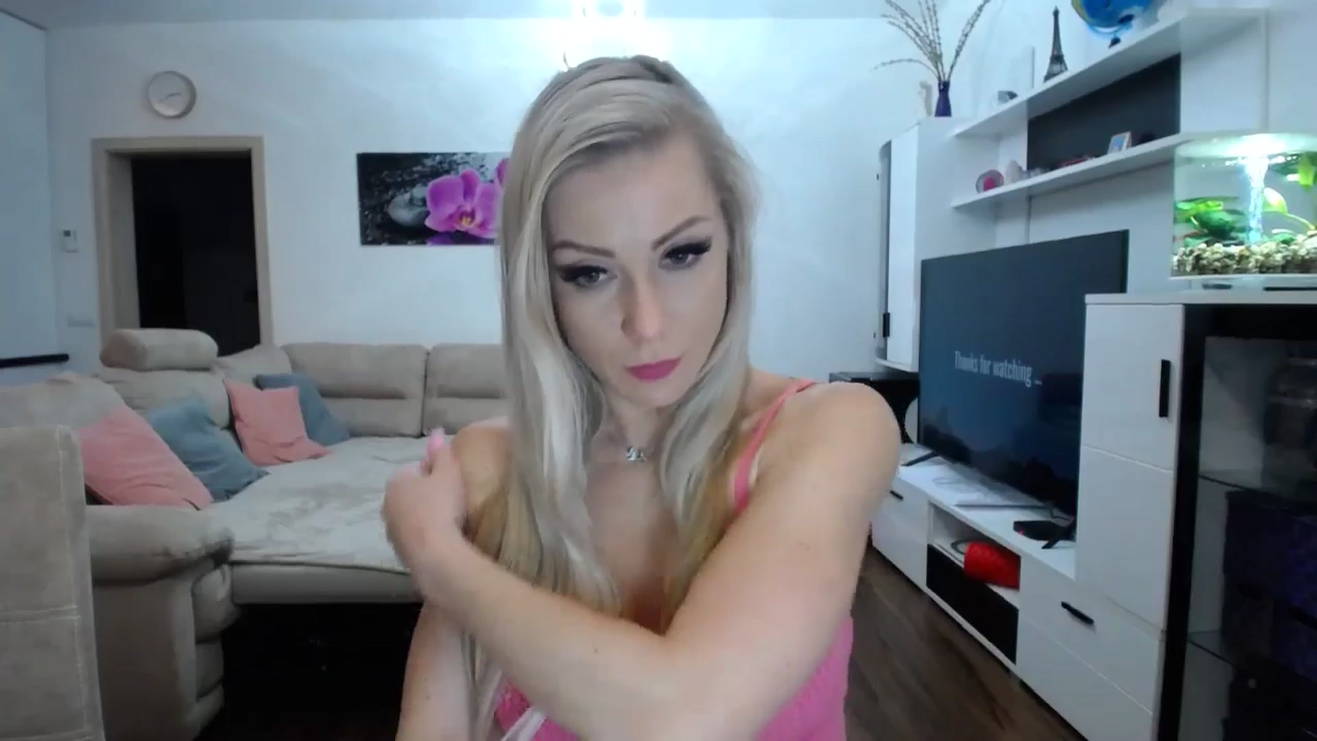 Gallery image thumbnail from KeissyKate's myfreecams stream on, 04/18/2024, 24:51 image 10 of 20