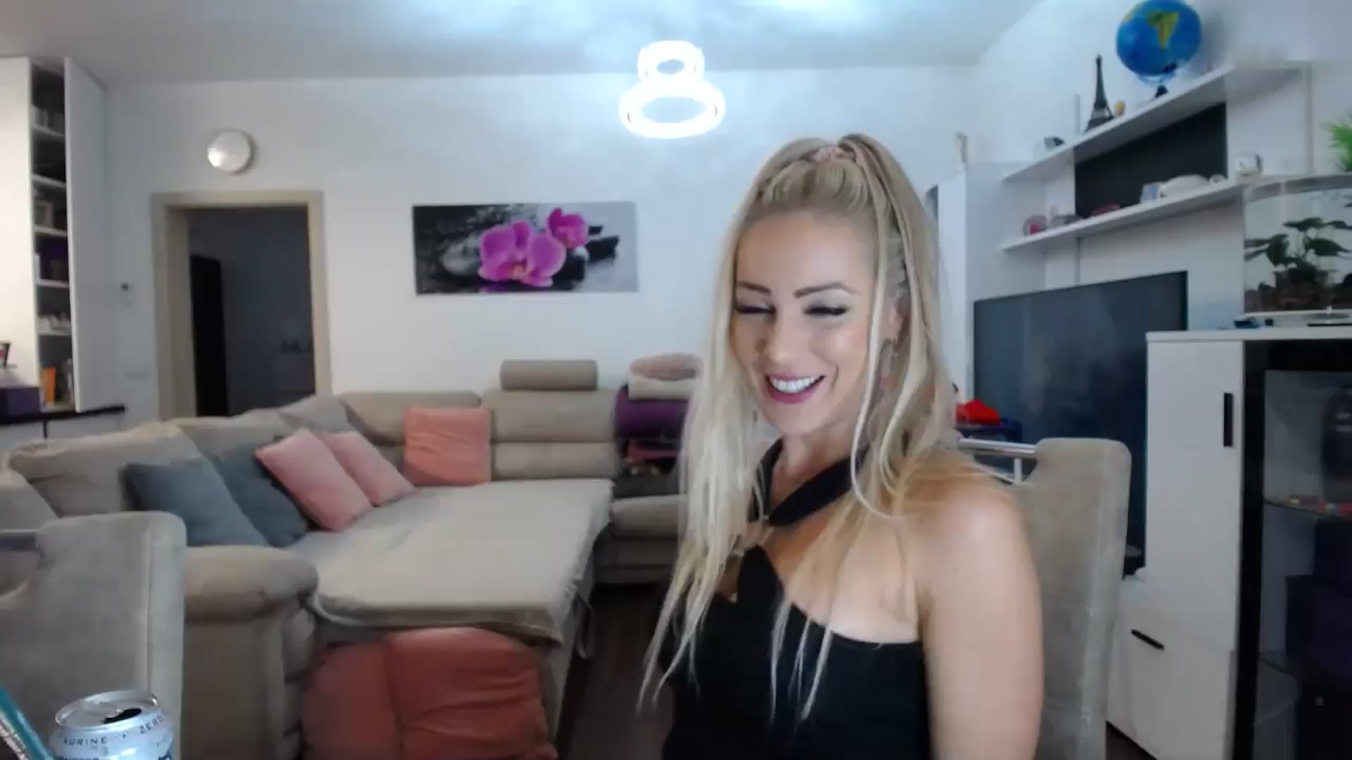 Gallery image thumbnail from KeissyKate's myfreecams stream on, 08/31/2024, 01:45 image 3 of 20