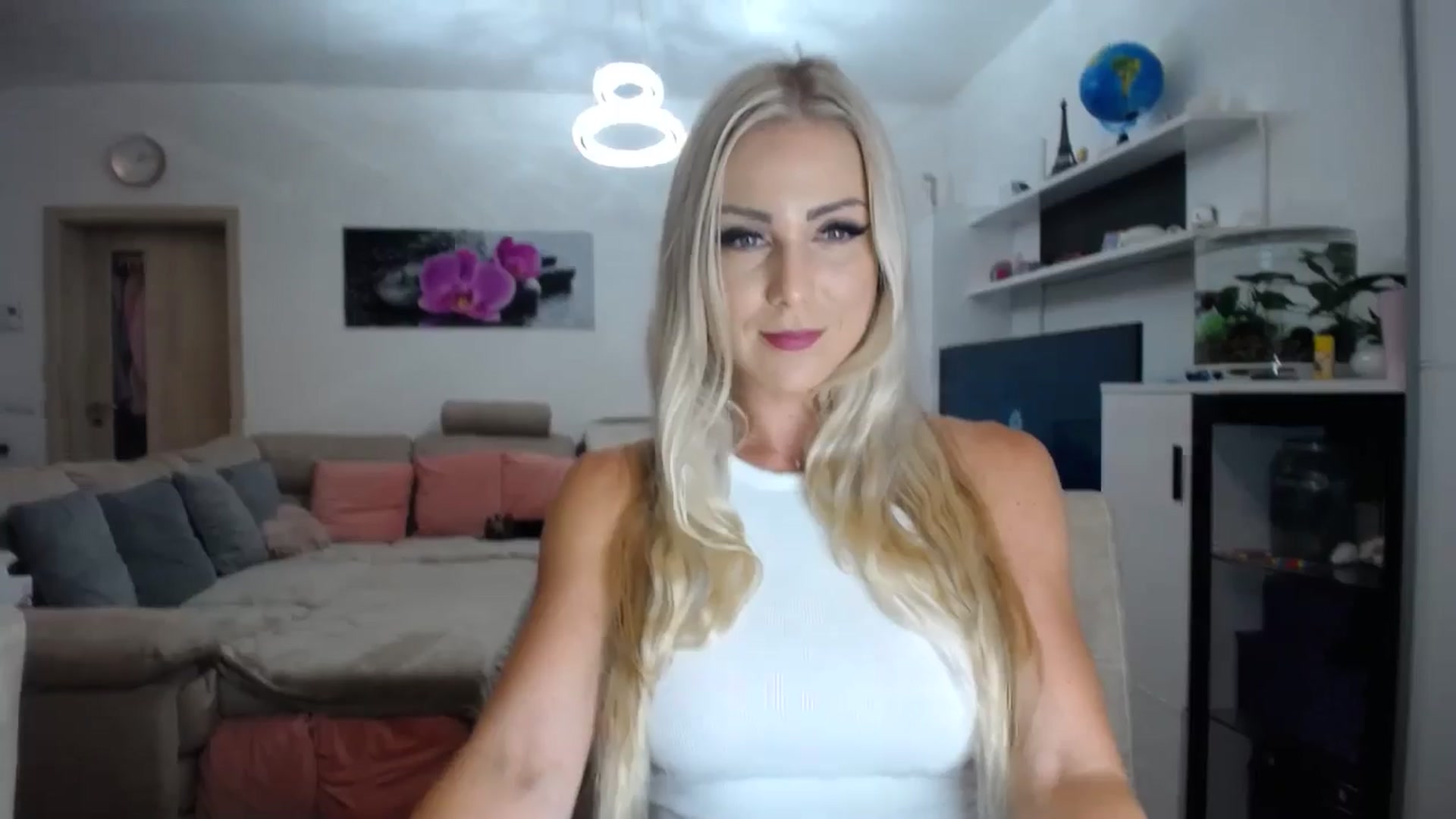 Gallery image thumbnail from KeissyKate's myfreecams stream on, 09/04/2024, 23:24 image 3 of 20
