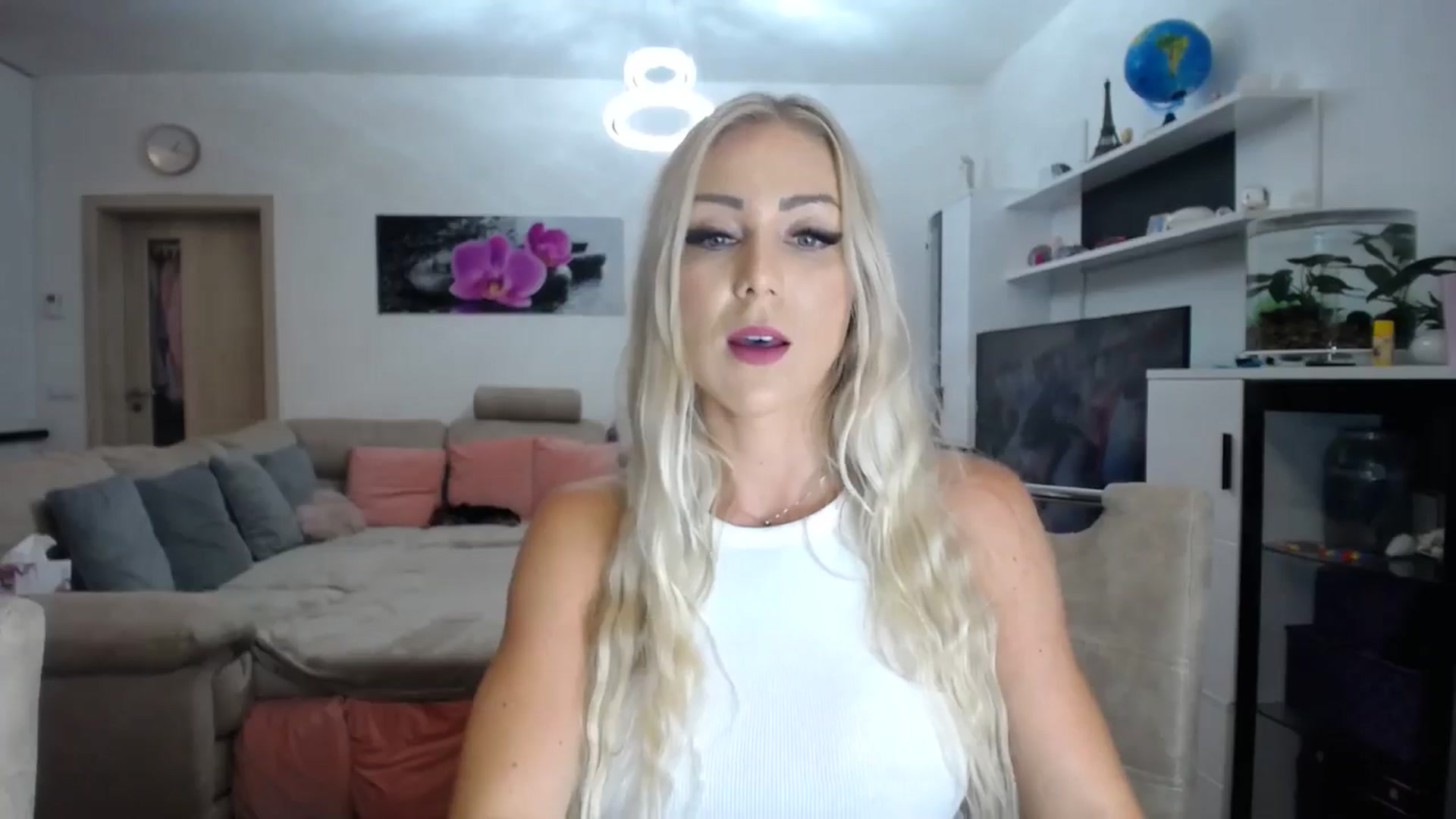 Gallery image thumbnail from KeissyKate's myfreecams stream on, 09/04/2024, 23:24 image 13 of 20