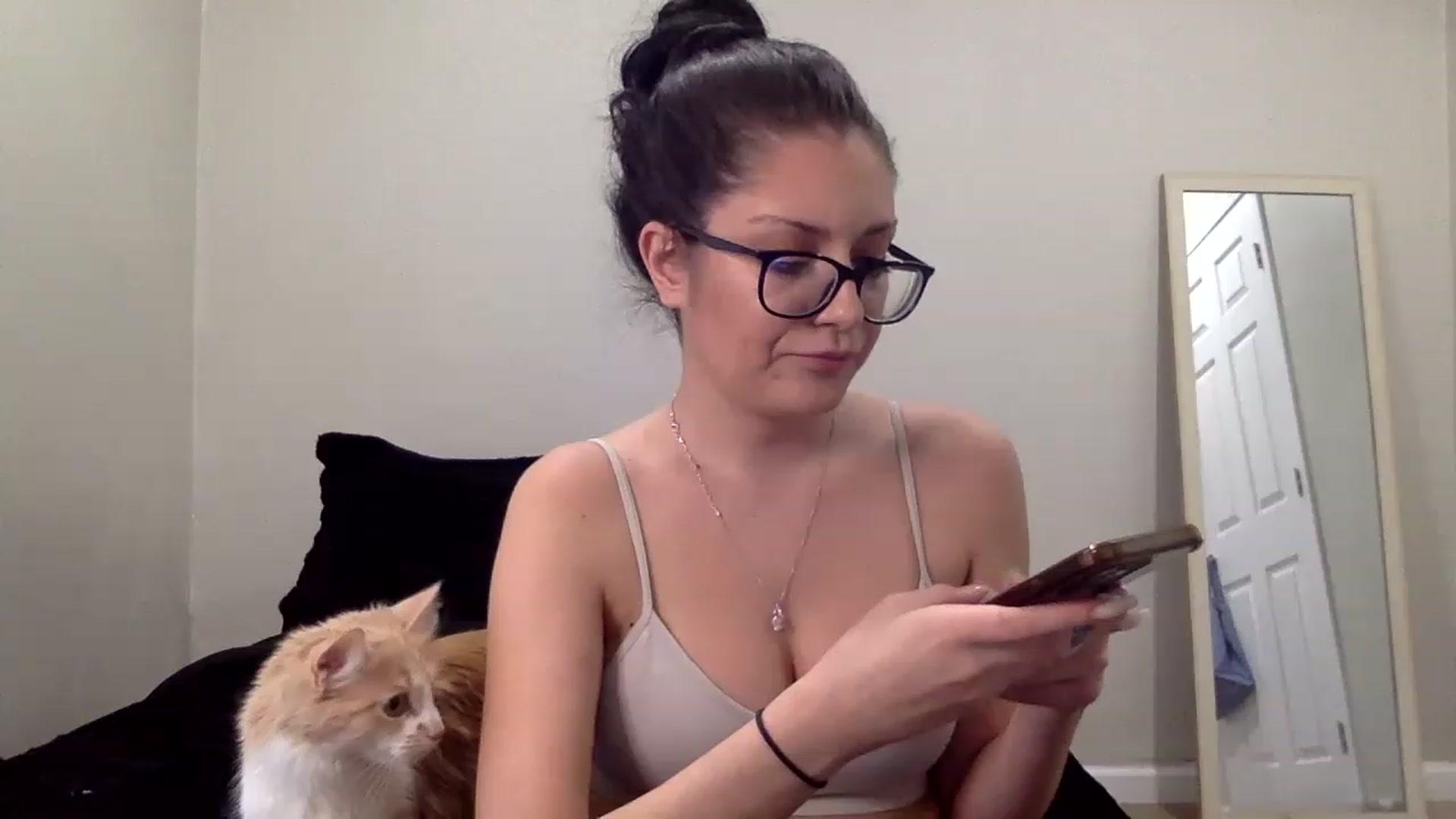 Gallery image thumbnail from KekeXO's myfreecams stream on, 02/10/2023, 01:11 image 20 of 20