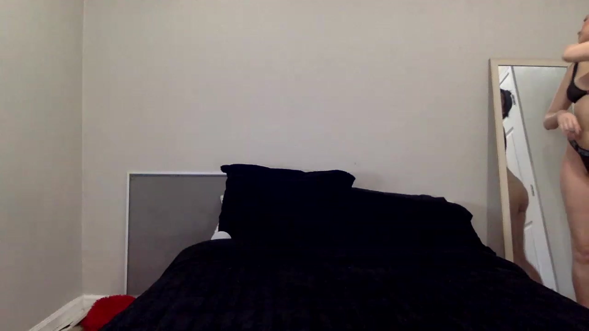 Gallery image thumbnail from KekeXO's myfreecams stream on, 04/05/2023, 20:27 image 8 of 20