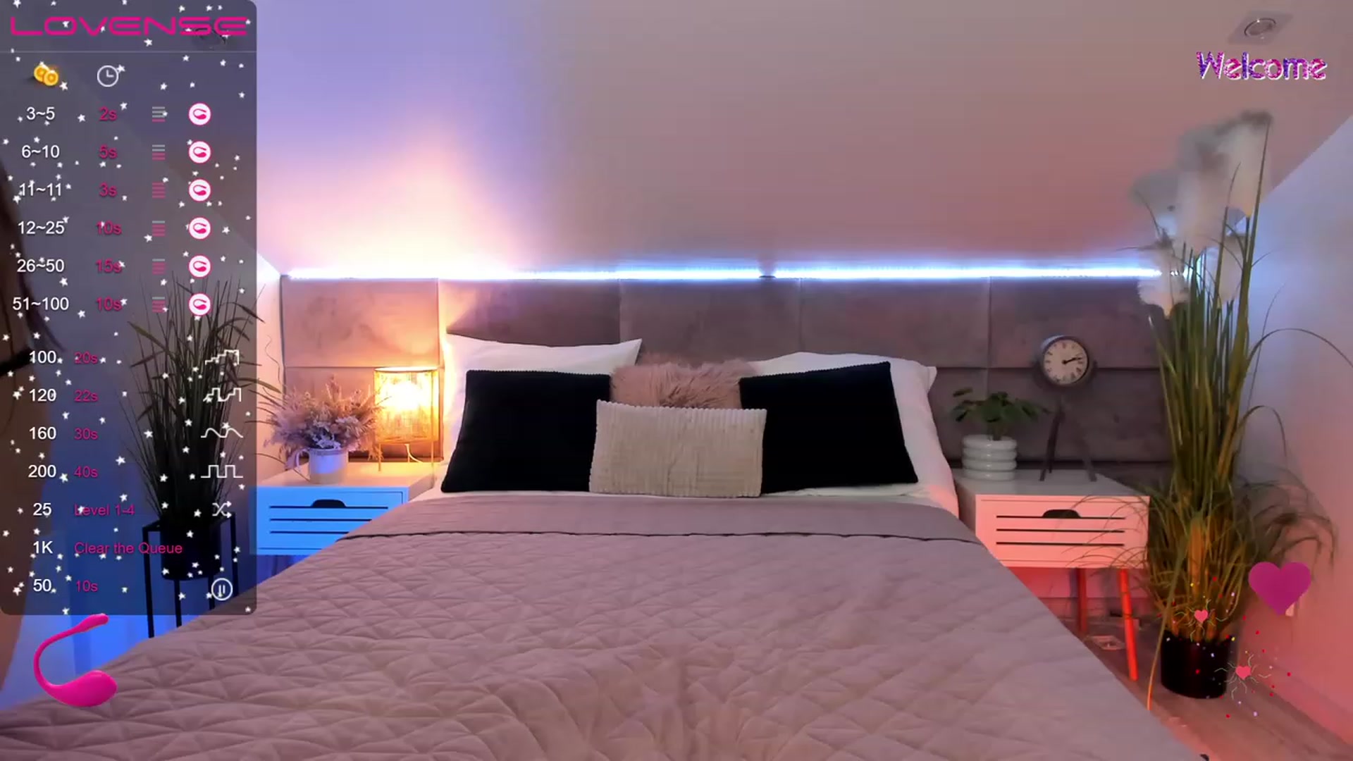 Gallery image thumbnail from KelSi's myfreecams stream on, 04/19/2023, 20:39 image 10 of 20