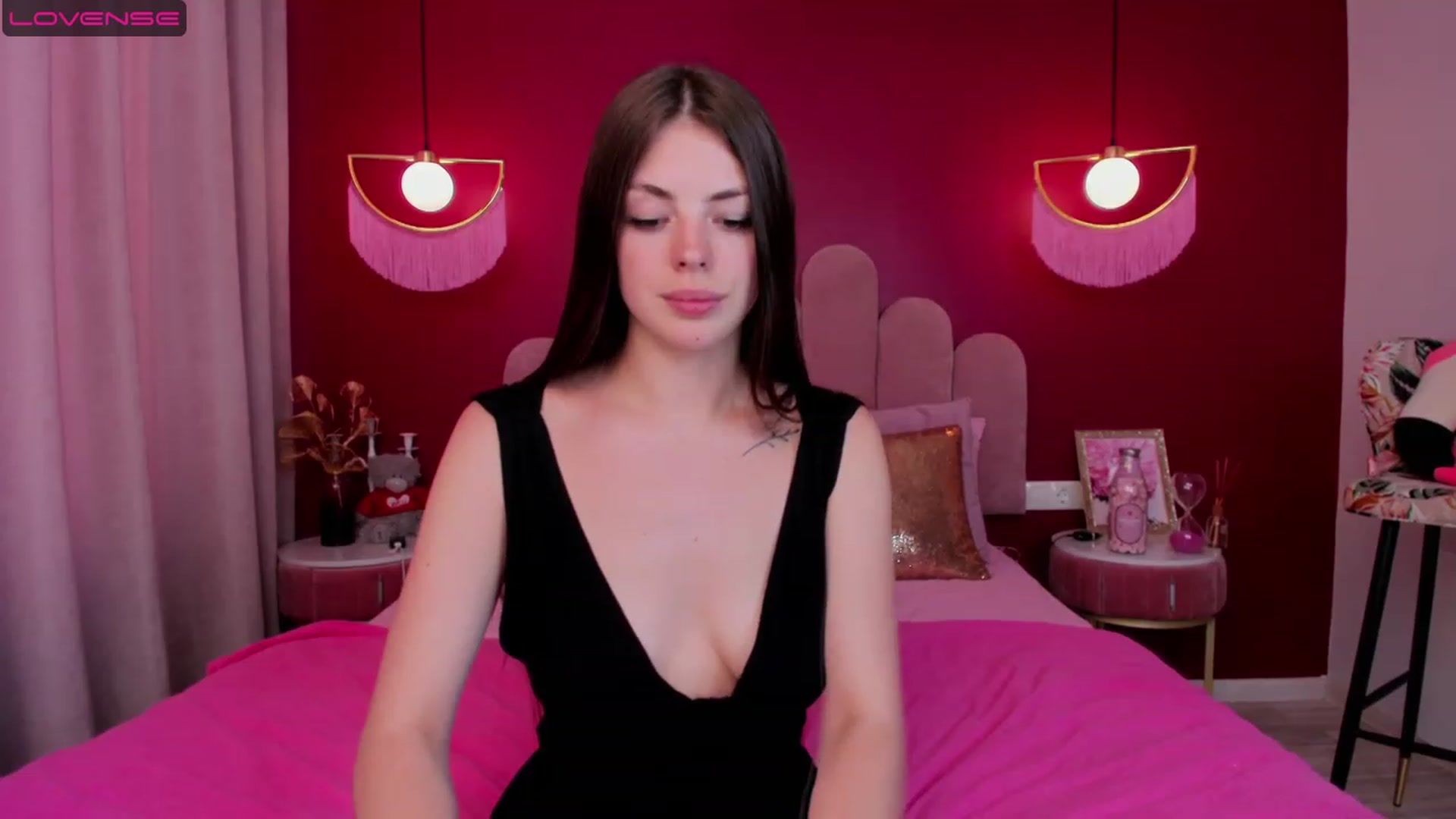 Gallery image thumbnail from KelSi's myfreecams stream on, 06/25/2023, 12:30 image 14 of 20