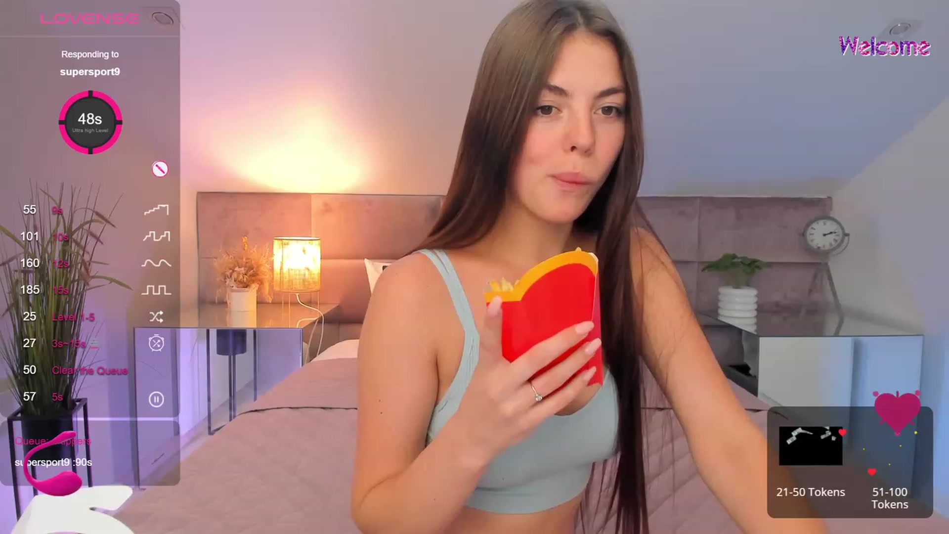 Gallery image thumbnail from KelSi's myfreecams stream on, 09/12/2023, 14:28 image 14 of 20