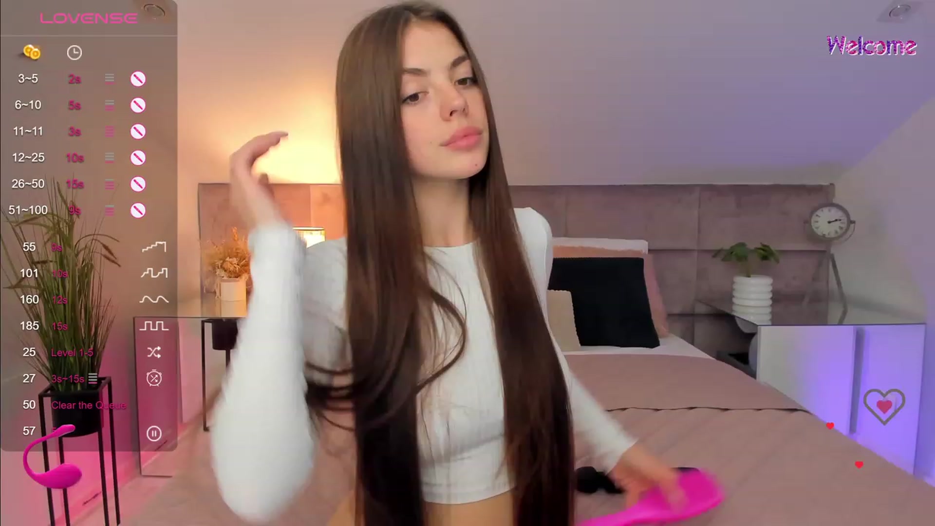 Gallery image thumbnail from KelSi's myfreecams stream on, 10/11/2023, 15:11 image 12 of 20
