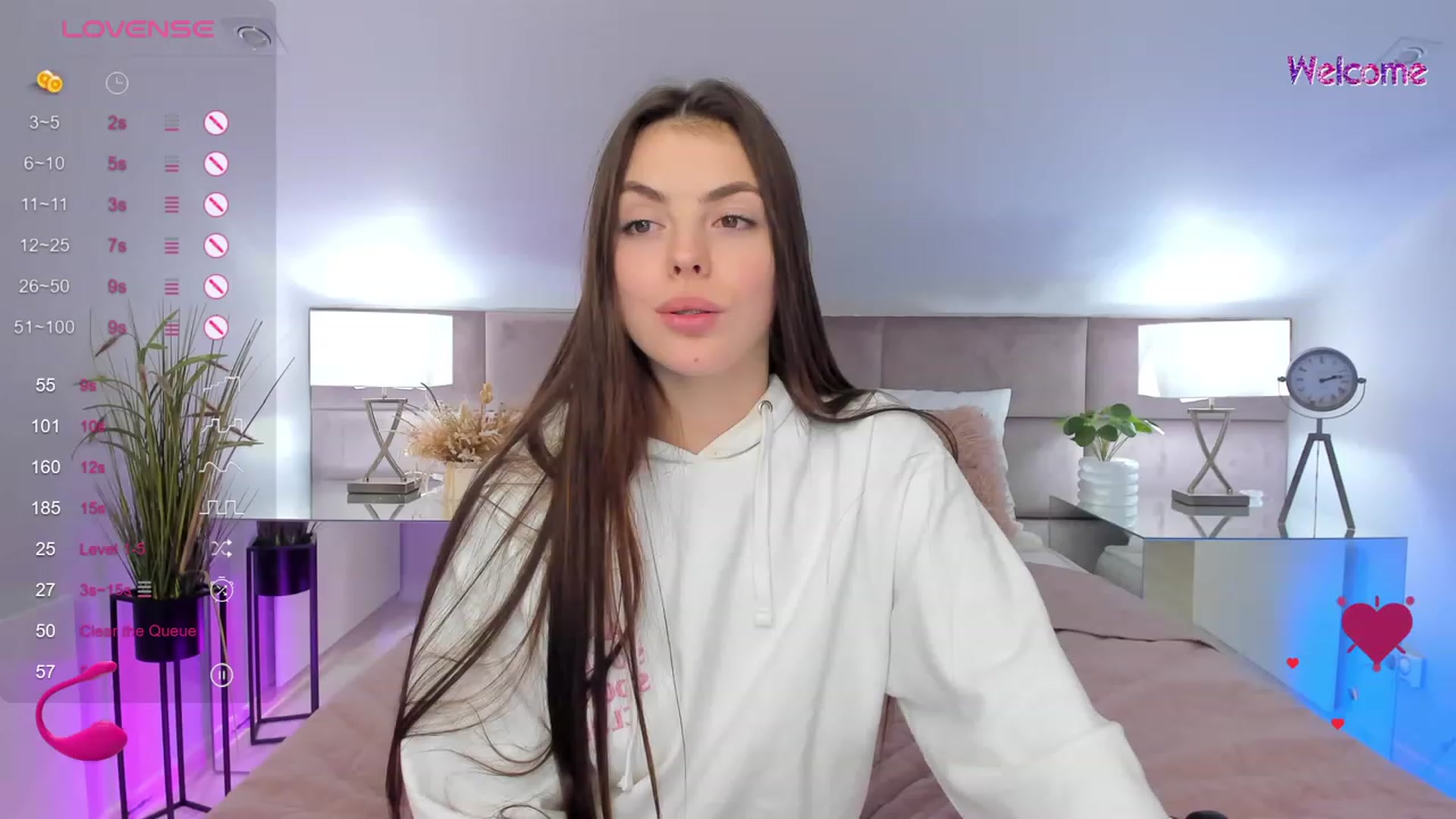 Gallery image thumbnail from KelSi's myfreecams stream on, 12/10/2023, 04:08 image 15 of 20