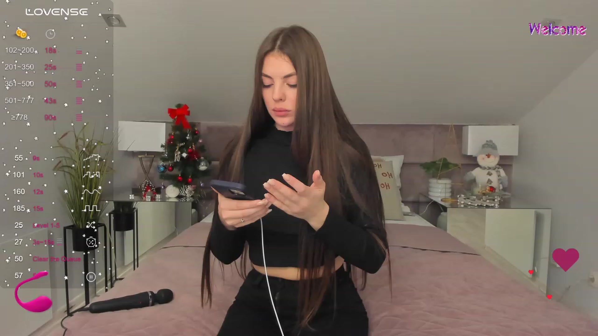Gallery image thumbnail from KelSi's myfreecams stream on, 12/19/2023, 21:43 image 11 of 20