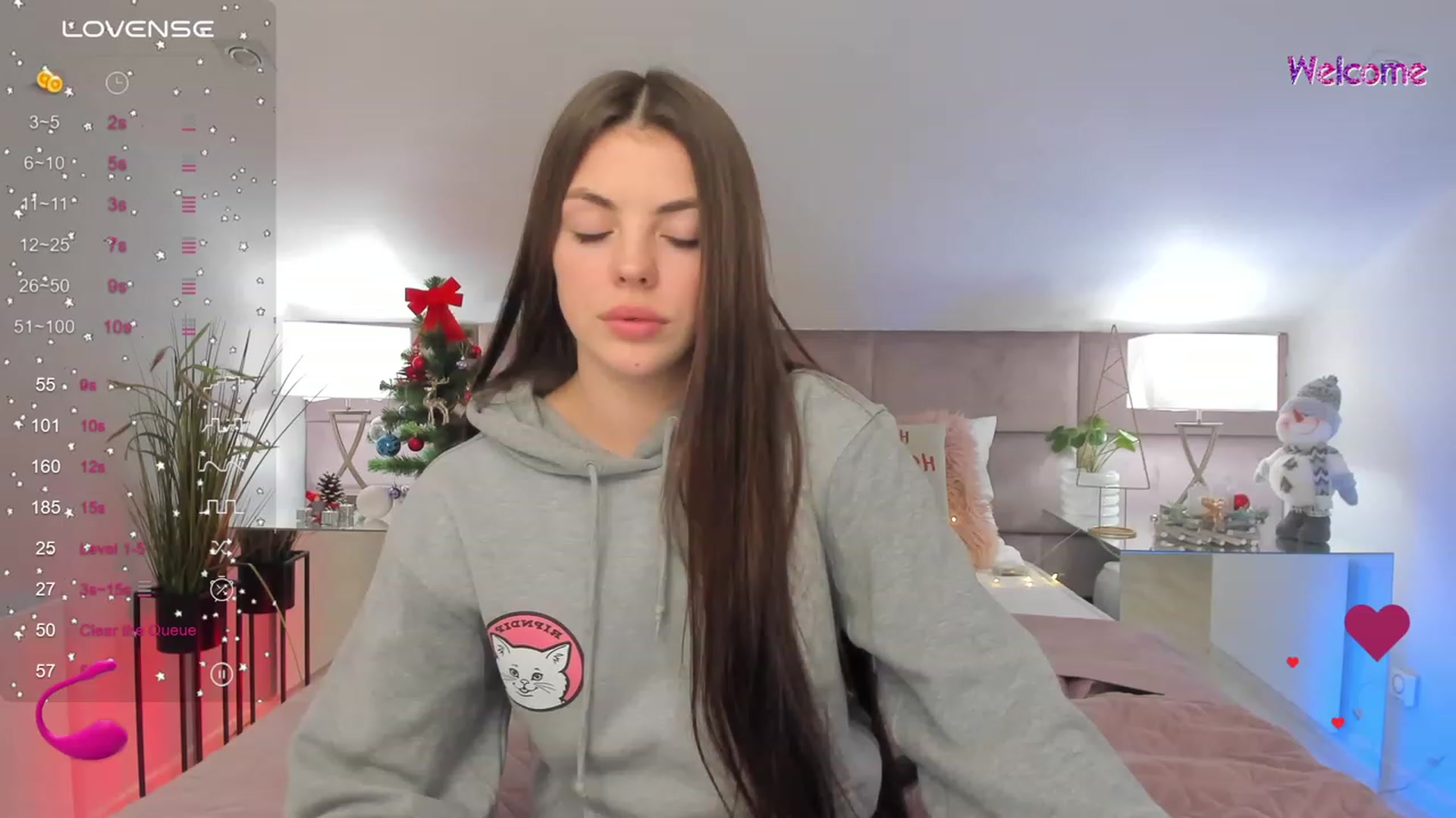 Gallery image thumbnail from KelSi's myfreecams stream on, 12/24/2023, 20:06 image 15 of 20