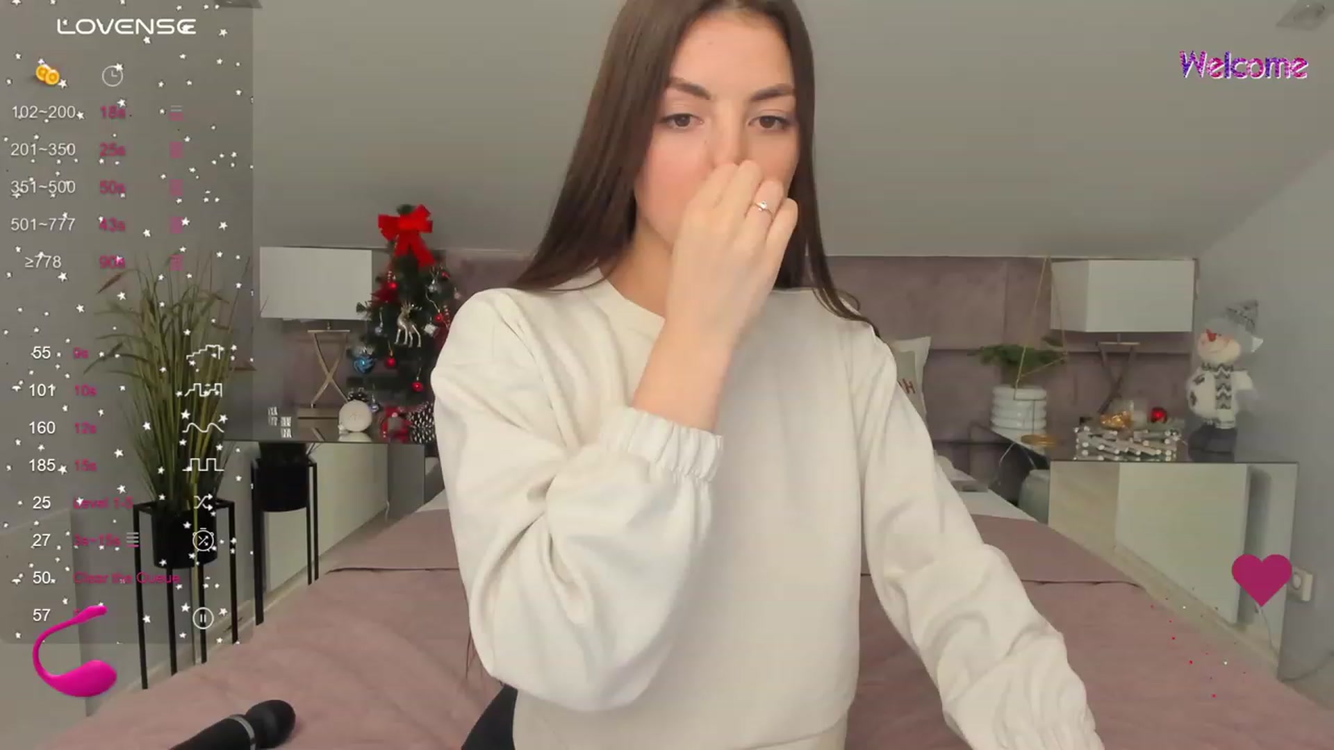 Gallery image thumbnail from KelSi's myfreecams stream on, 01/03/2024, 21:17 image 15 of 20