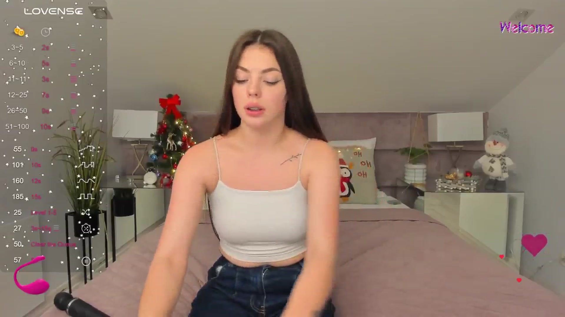 Gallery image thumbnail from KelSi's myfreecams stream on, 01/17/2024, 21:42 image 6 of 20