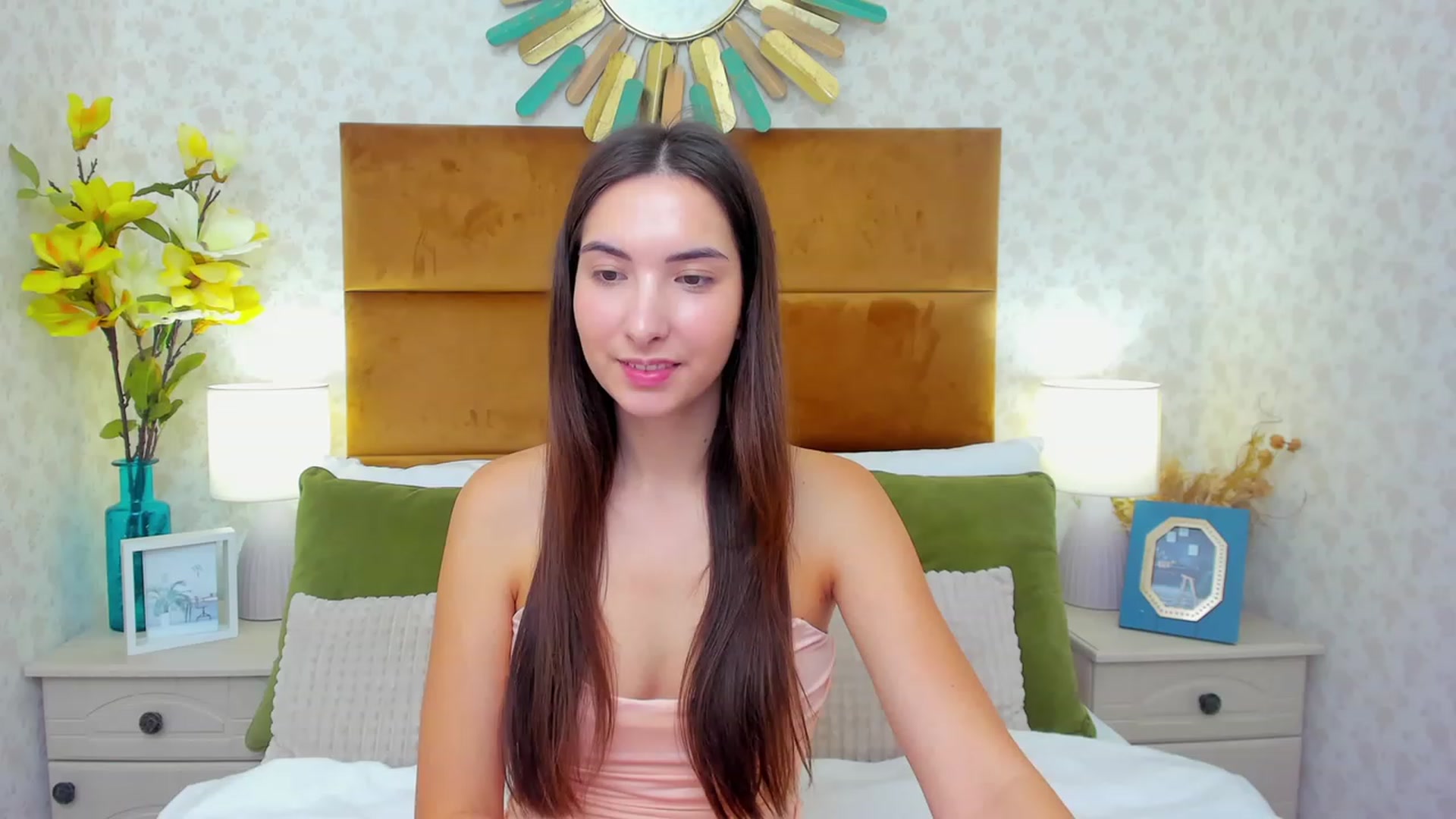 Gallery image thumbnail from KeliRose's myfreecams stream on, 11/19/2023, 09:15 image 16 of 20